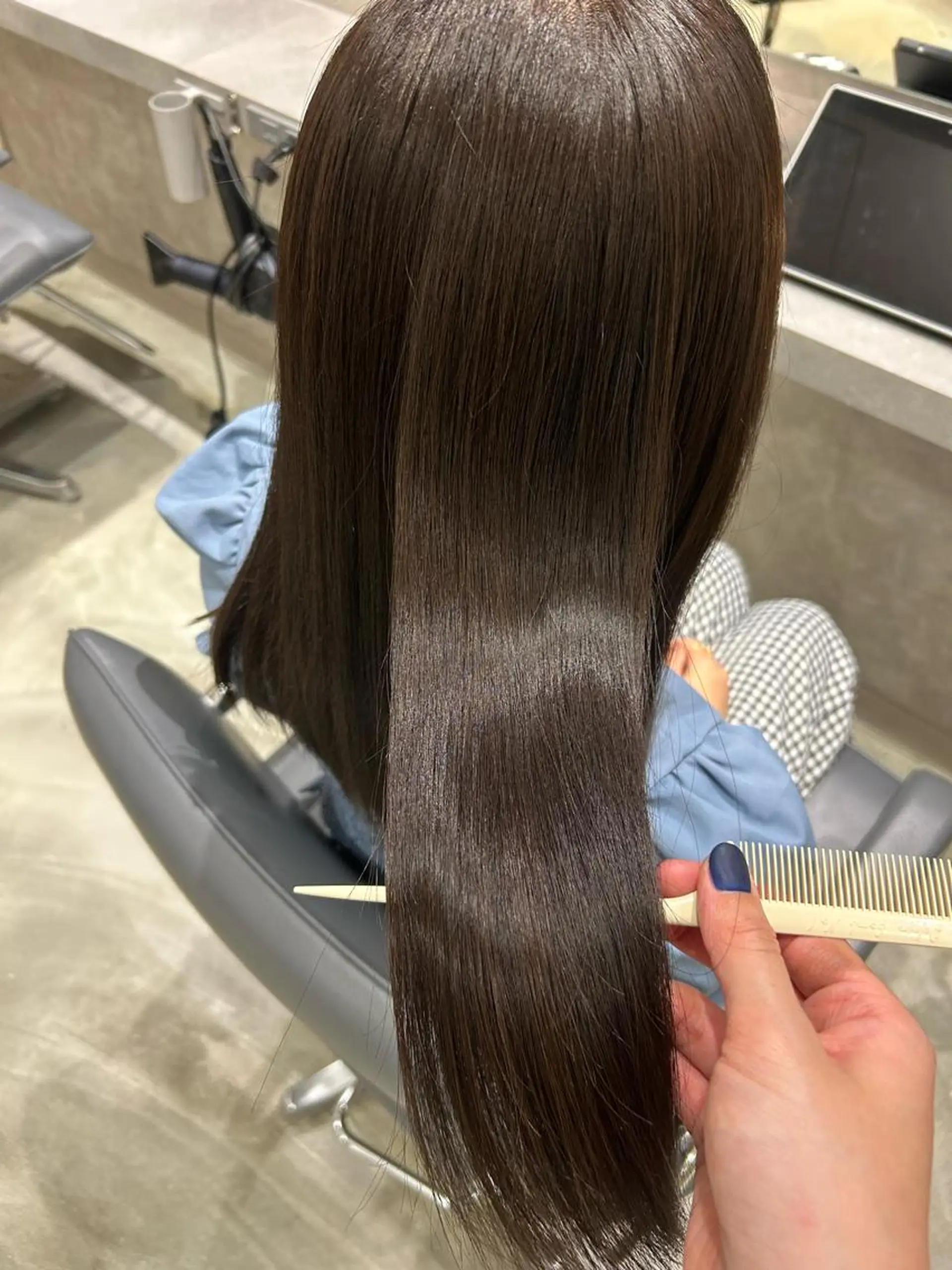 セミロング カラー ブリーチ 透明感カラー グレージュ ブリーチなしカラー 新宿ハイトーン/ カットモデル/のりかのヘアスタイル
