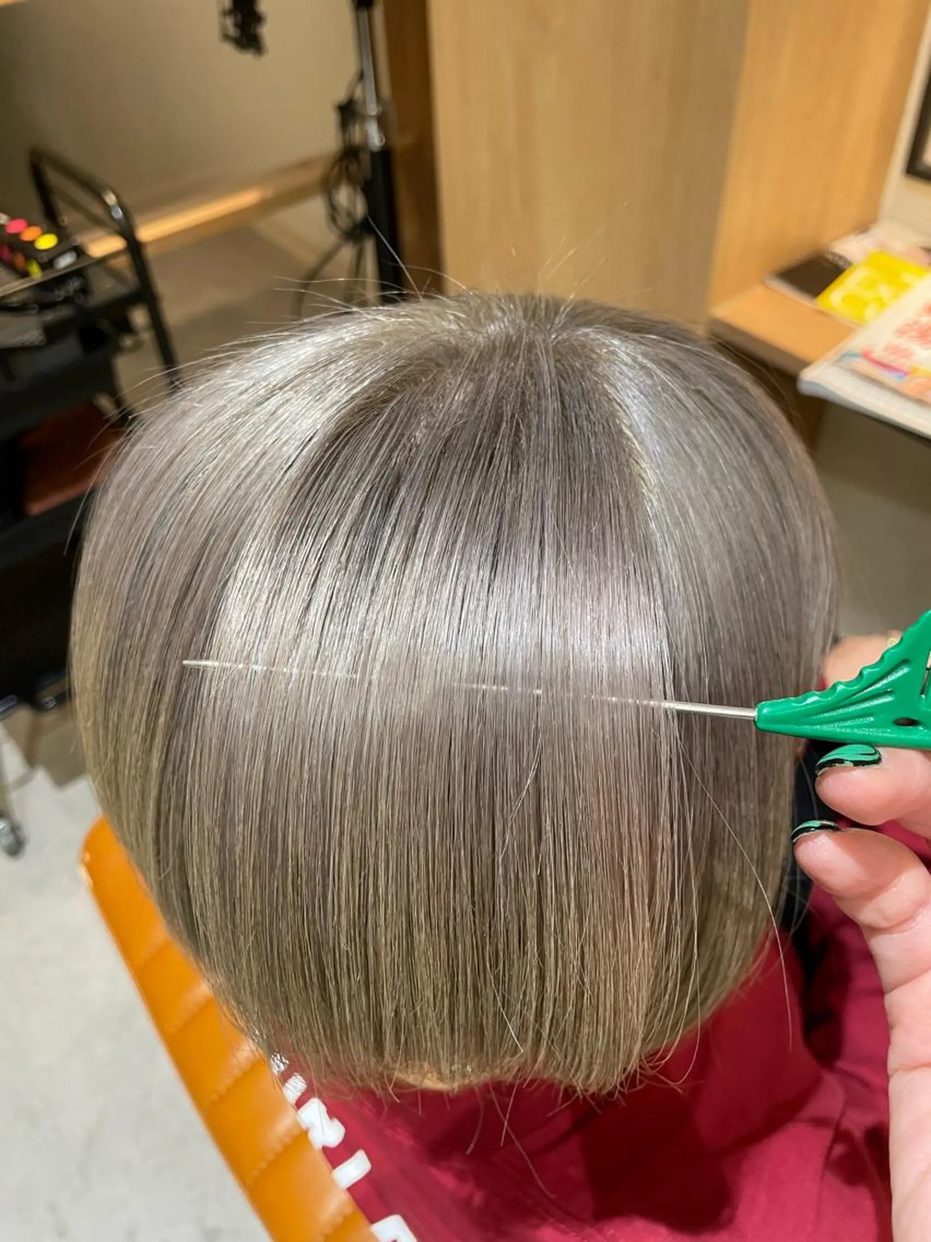 ショート ヘアカラー 中田 サヤカのヘアスタイル
