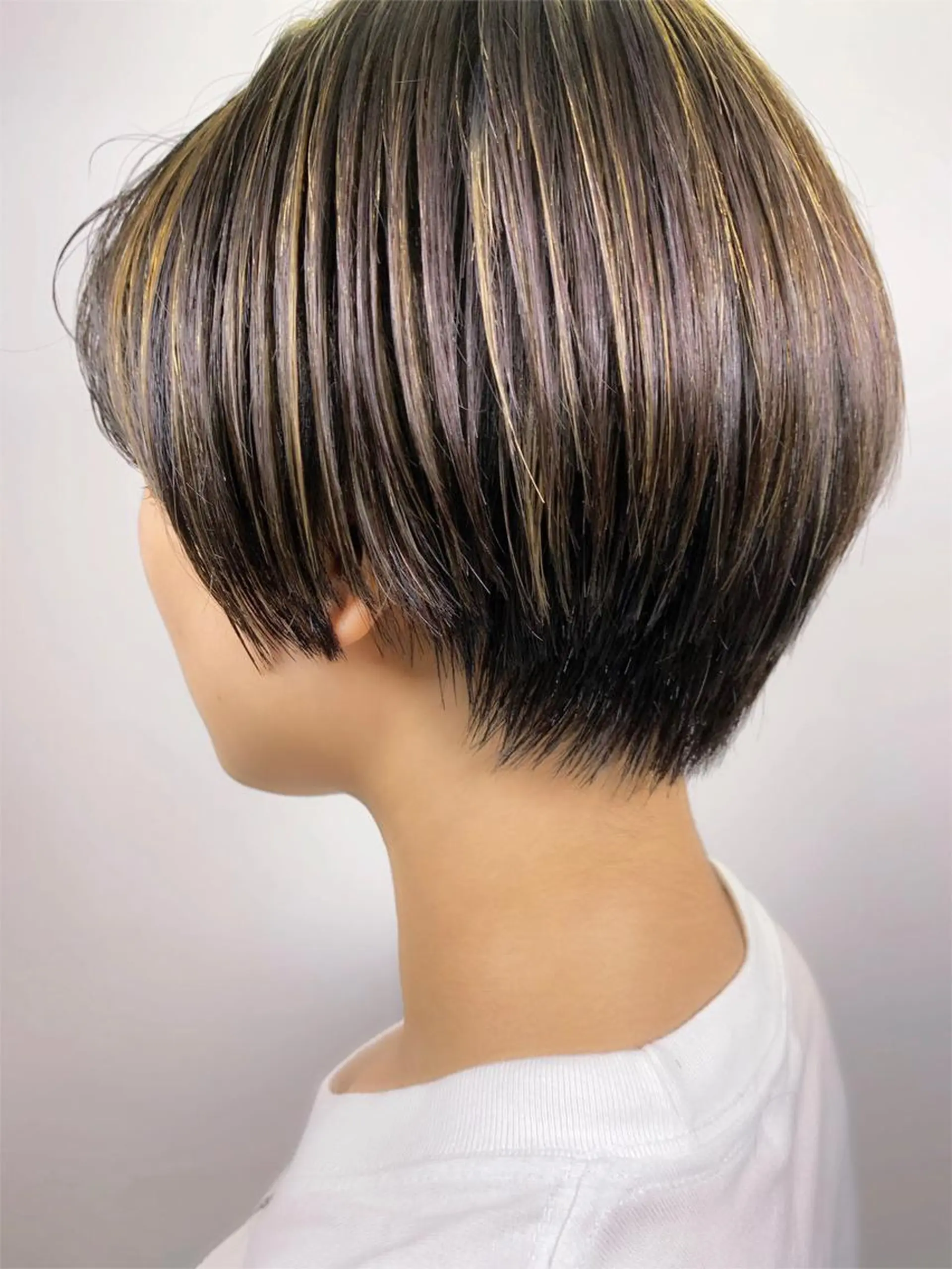 ショート カラー ハンサムショート ハイライトカラー ハイライト ショートヘア カット ヘアカラー トリートメント tension 【テンション】のヘアスタイル