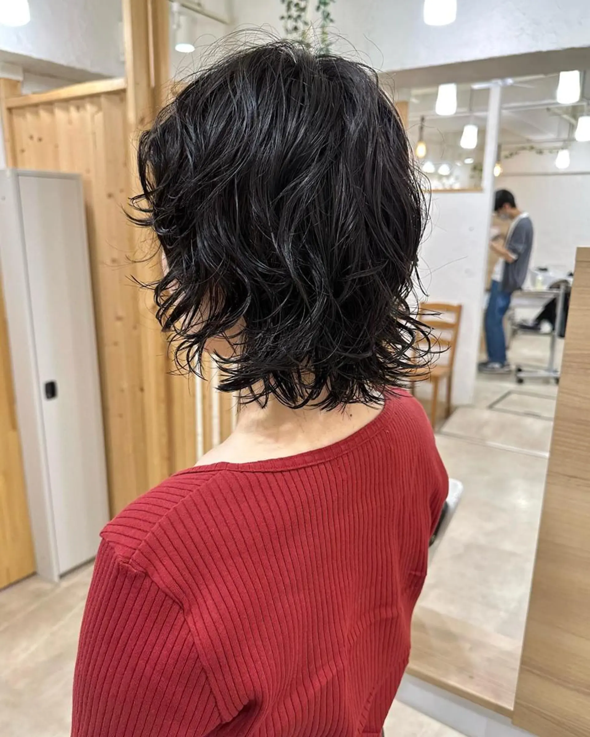 ショート カラー パーマ 切りっぱなしボブ 前下がりボブ ショートボブ 黒髪 ボブ 銀座No.1髪質改善 縮毛矯正/本木のヘアスタイル
