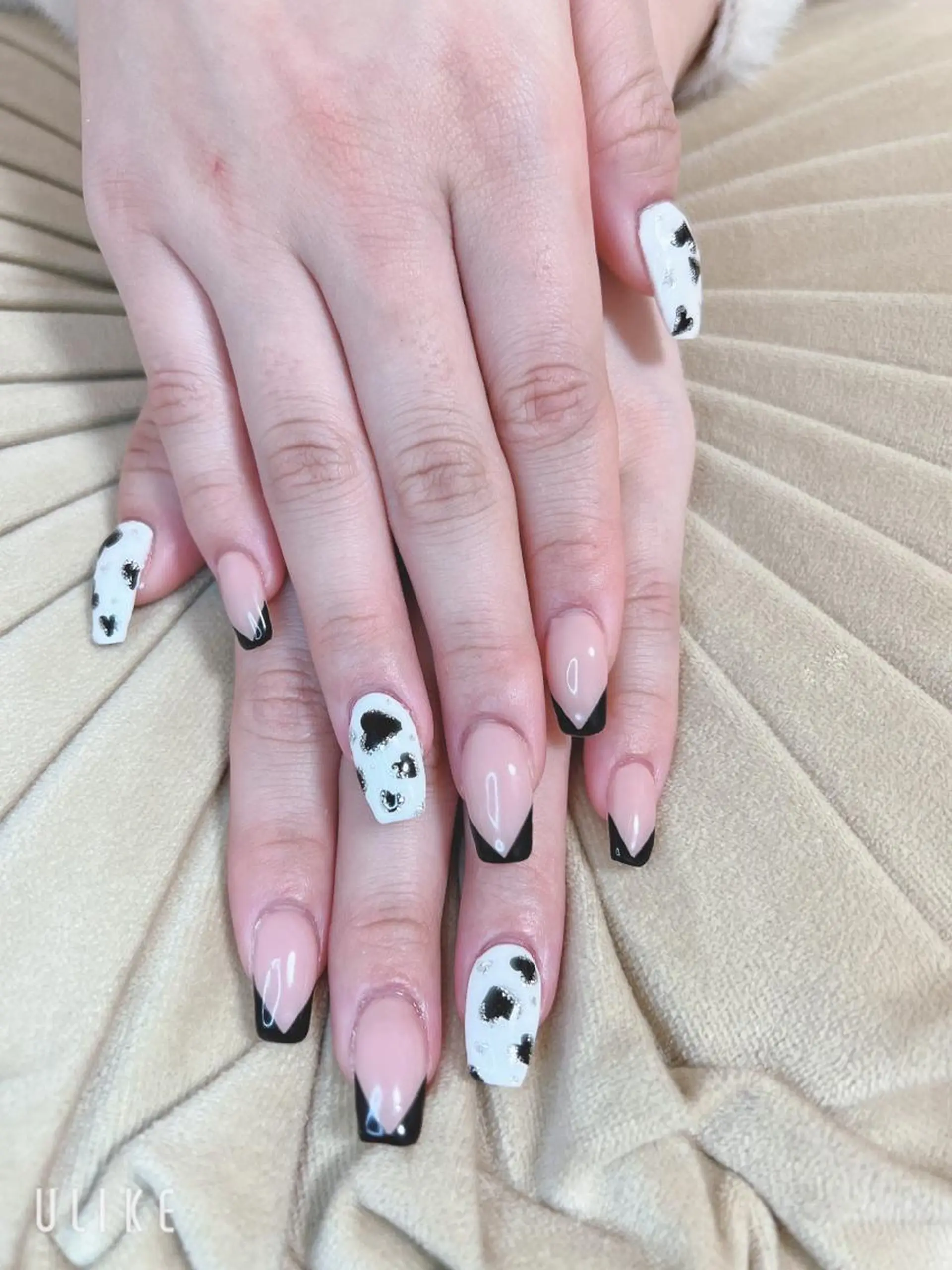 ネイル フレンチネイル ハート Toujours所属・山崎 美姫のネイルデザイン