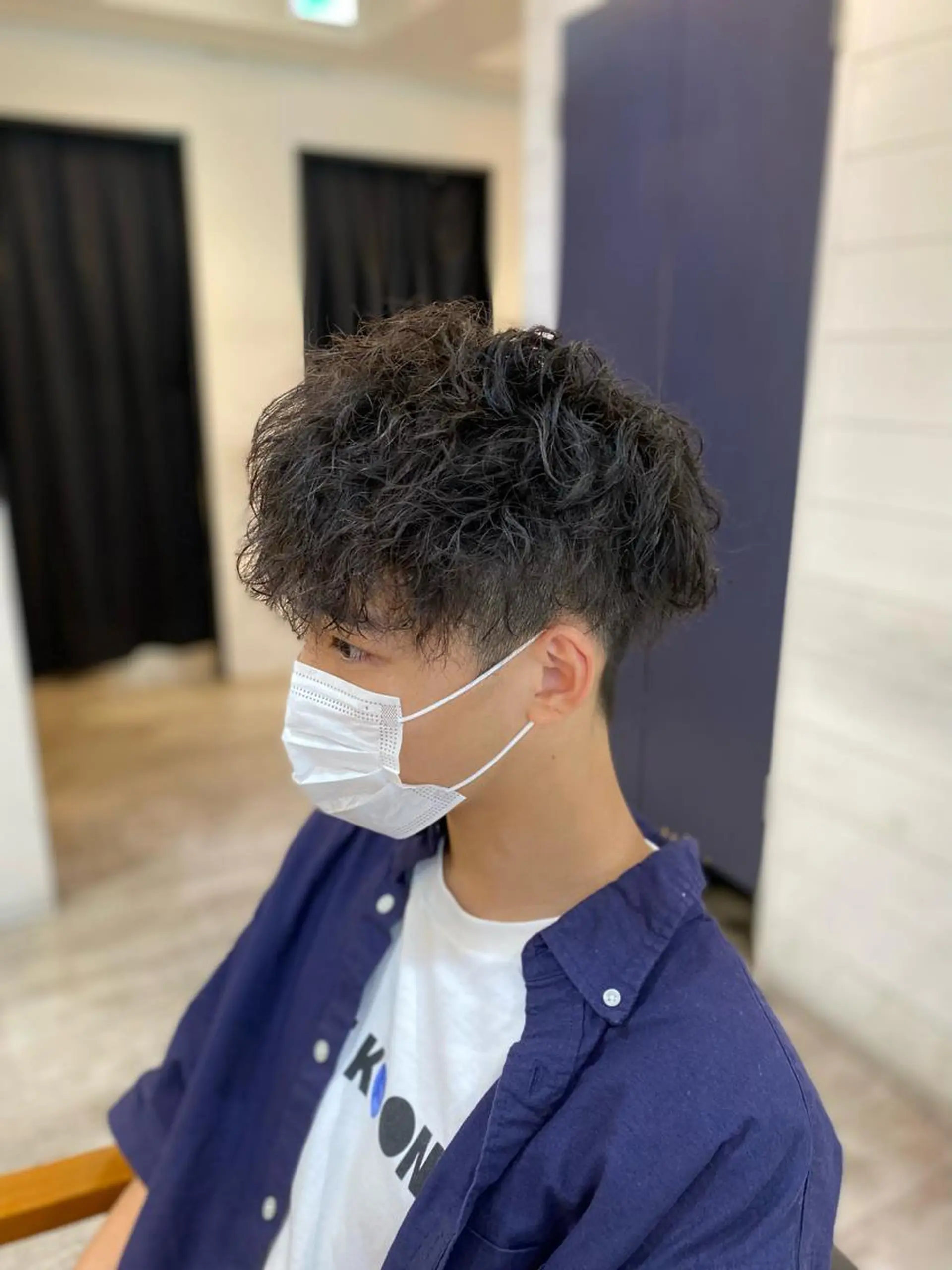 ショート パーマ ヨシダ フミノリのヘアスタイル
