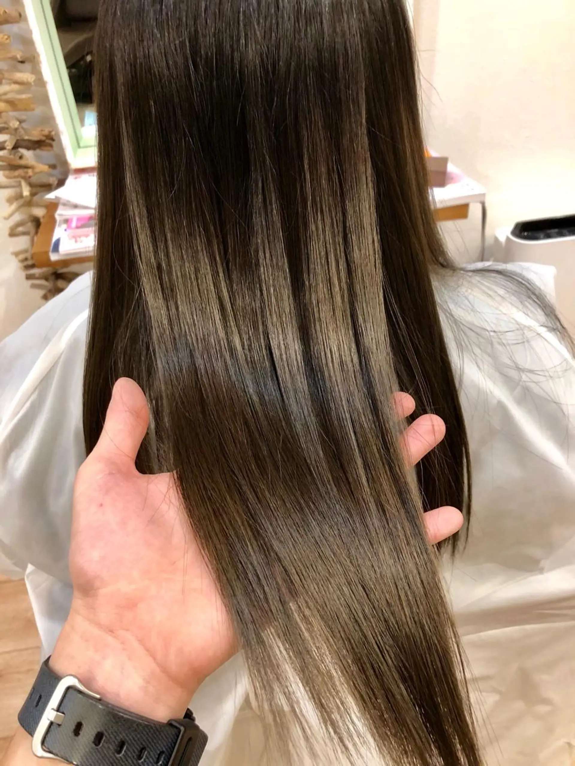 ミディアム カット 縮毛矯正 トリートメント ✨髪質改善美容師 永森祥太✨のヘアスタイル