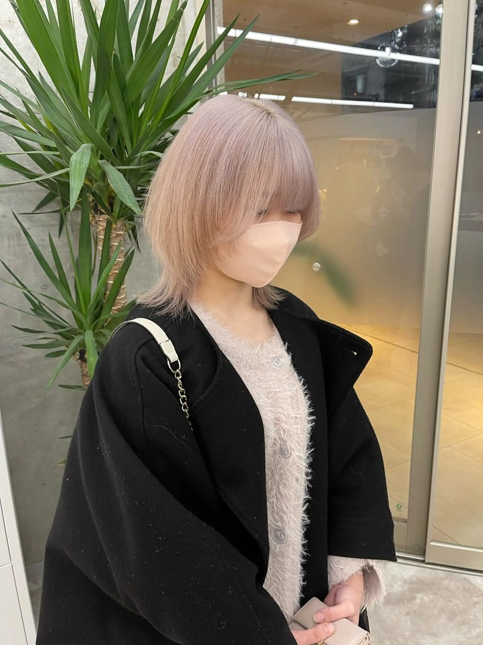 ショート ヘアカラー 福山 晴香のヘアスタイル