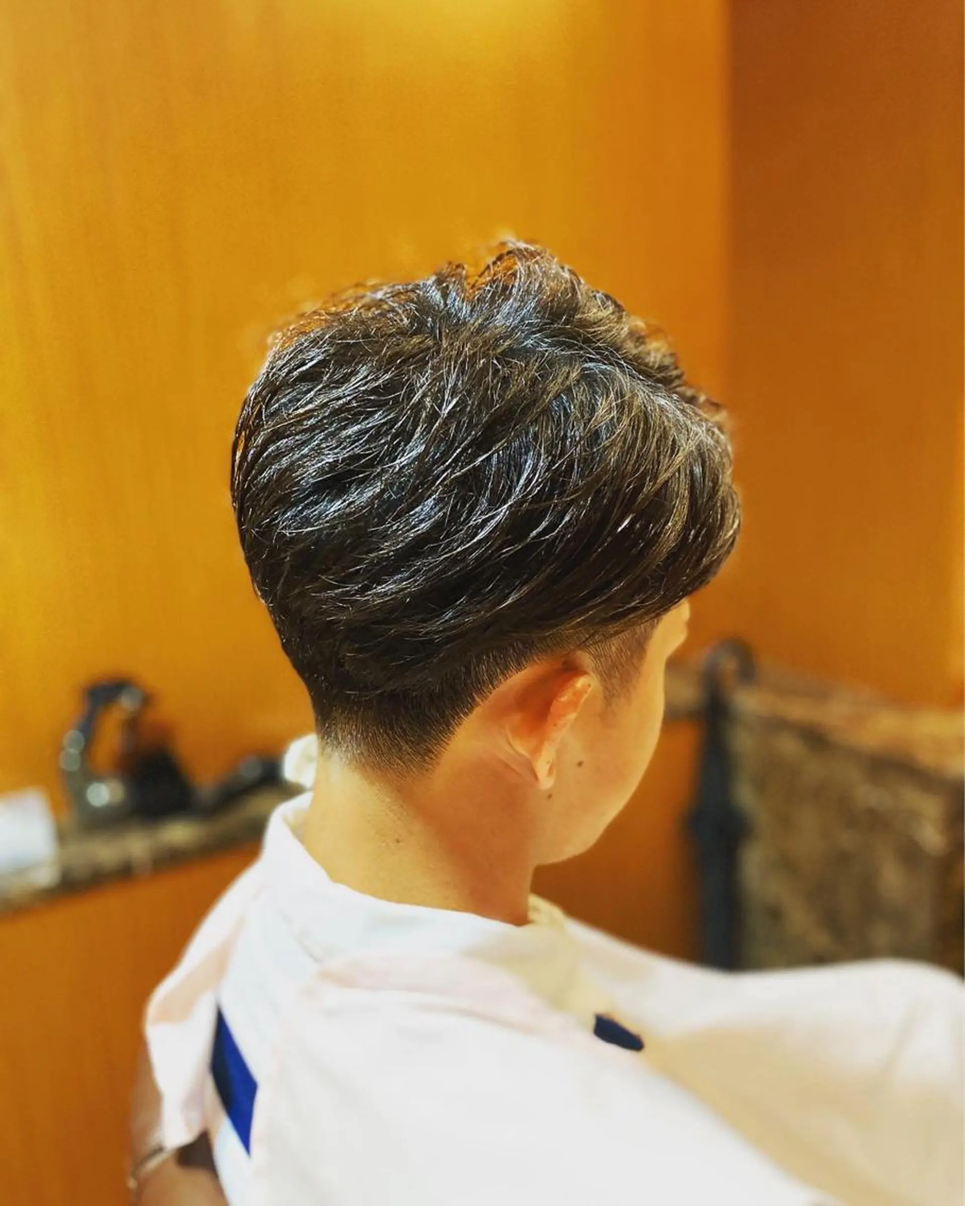 ミディアム 北川 竜也のヘアスタイル