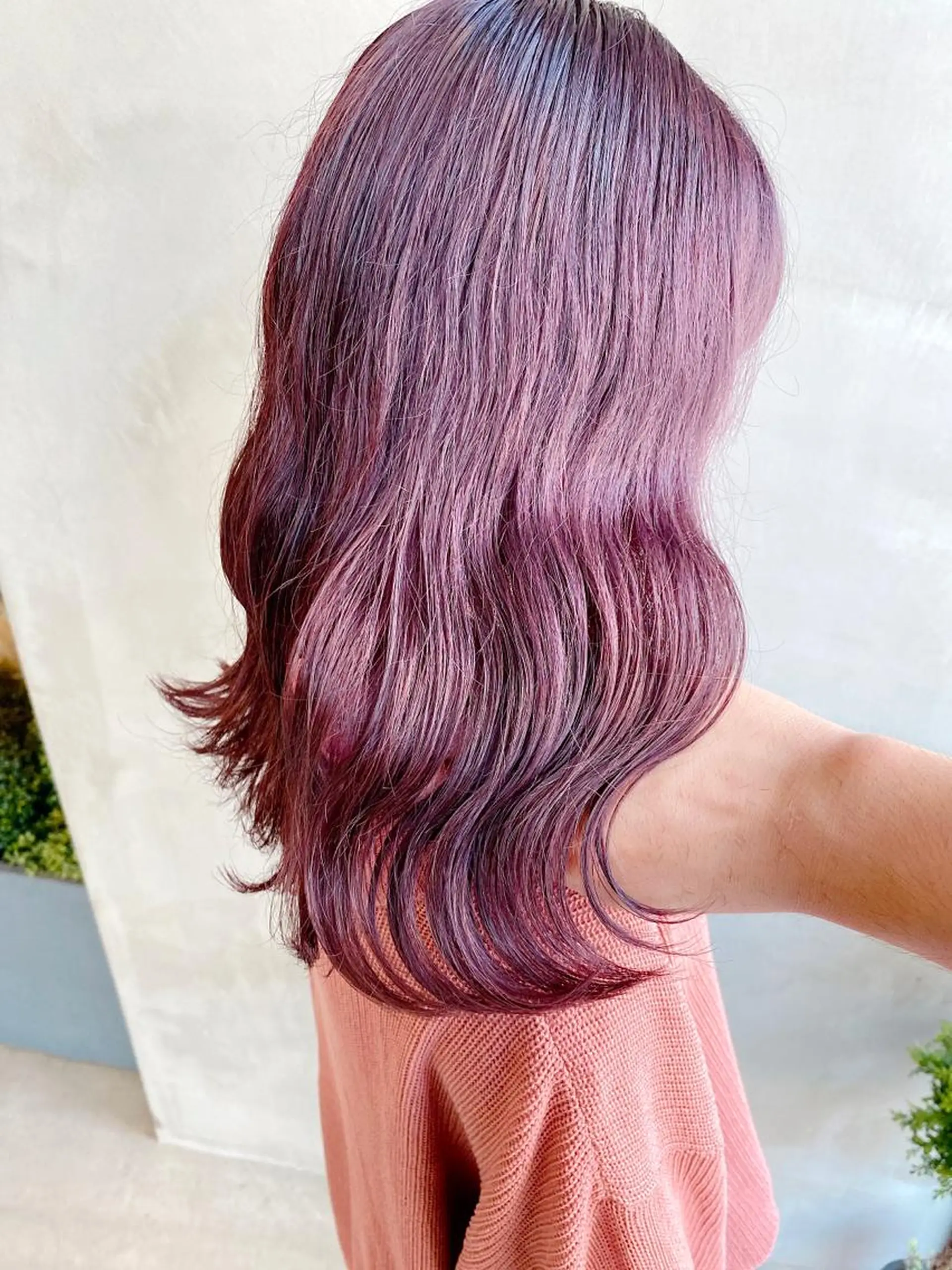 ミディアム カラー ヘアアレンジ マツエク・マツパ インナーカラー くびれヘア 外国人風カラー 学生 レイヤーカット カット ヘアカラー reverie【レヴリー】所属・夜23時まで予約🉑 reverieあきらのヘアスタイル