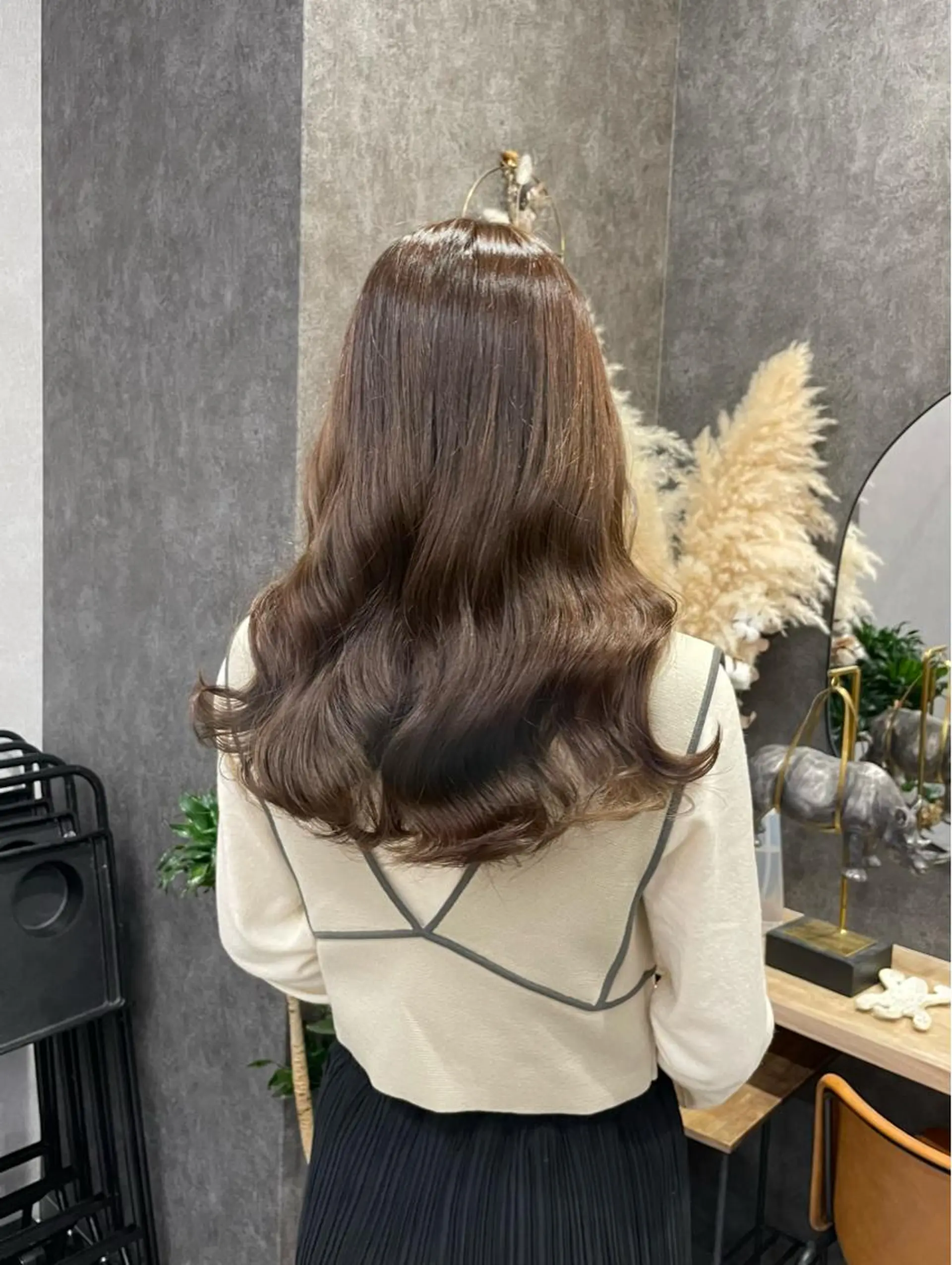 セミロング カラー ブリーチ ブリーチなしカラー いなみね はるきのヘアスタイル