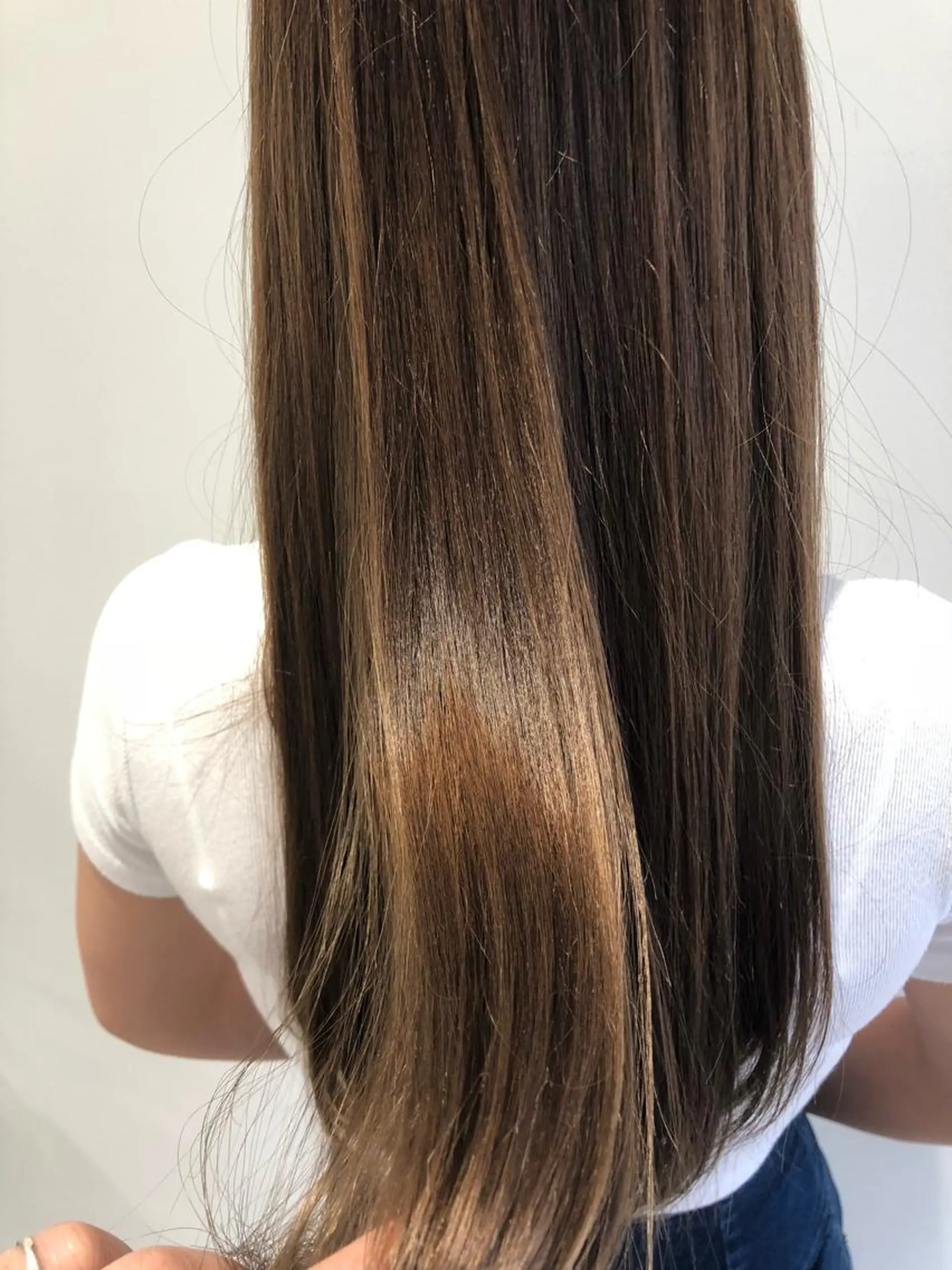 ロング パーマ 三鷹で1番ショート ボブをカットする新谷のヘアスタイル