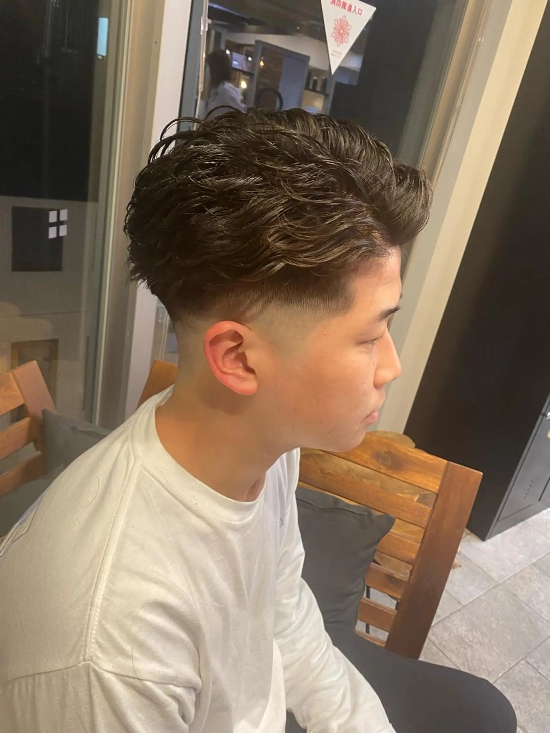 パーマ ヘアアレンジ メンズ フェードカット スキンフェード men'slapis YUTOのヘアスタイル