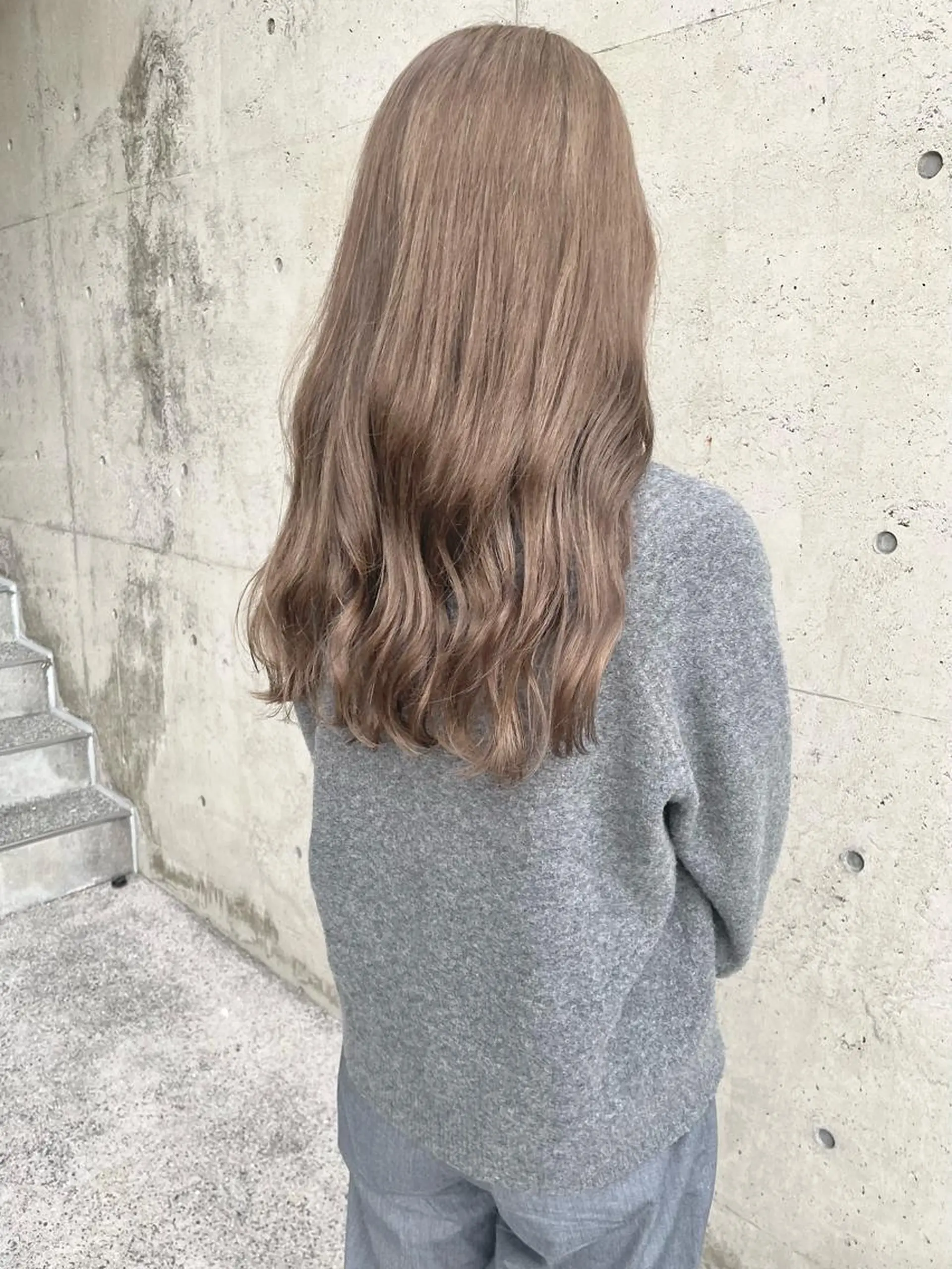 ロング カラー 日高 香織のヘアスタイル
