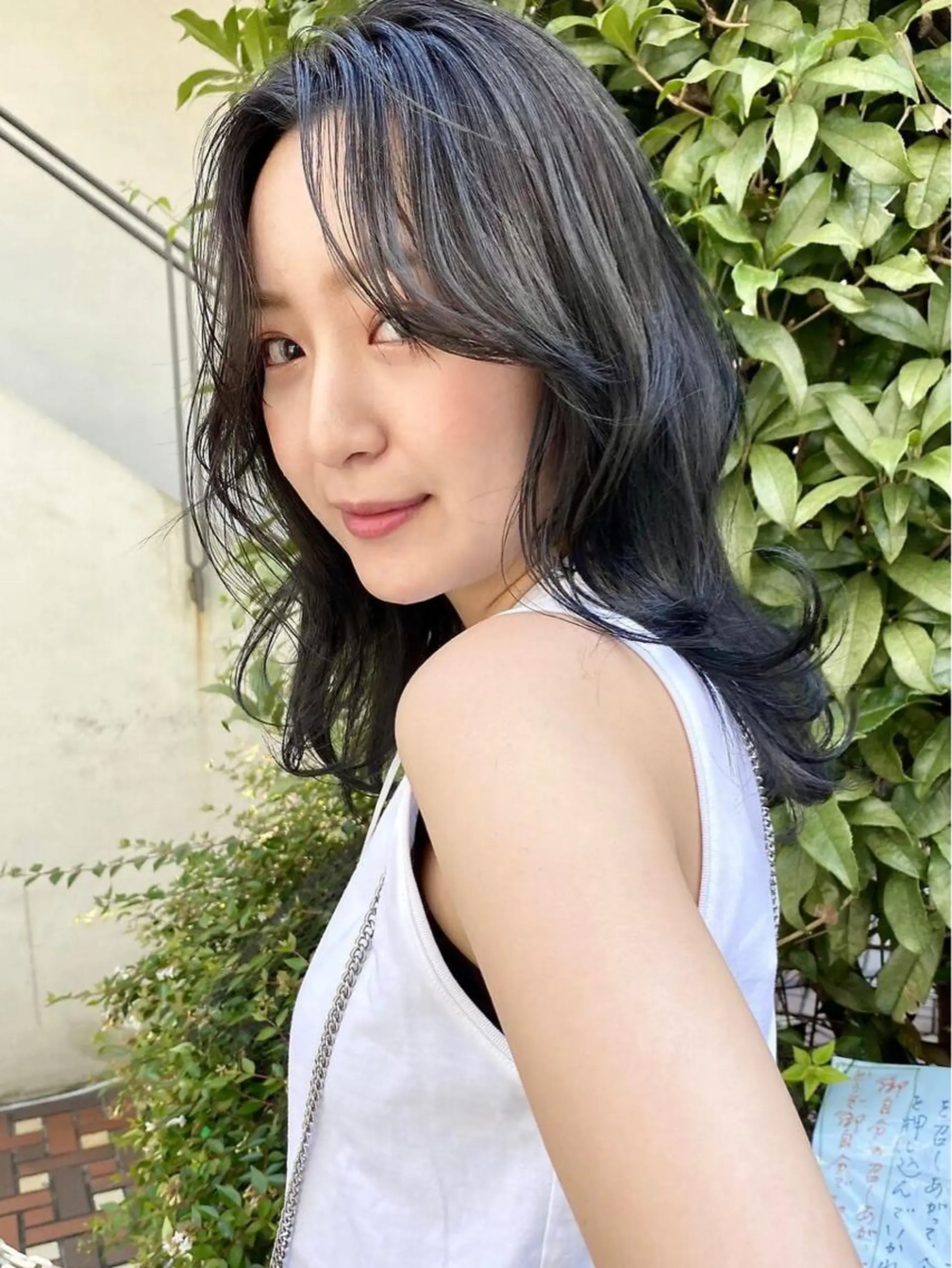 セミロング カラー パーマ ヘアアレンジ メンズ キッズ ネイル マツエク・マツパ アイブロウ 結婚式・ブライダル メンズバレイヤージュ メンズブリーチ メンズハイライト メンズハイトーン カット ヘアカラー トリートメント 韓国風×透明感カラー 髪質改善オタベシンヤのヘアスタイル