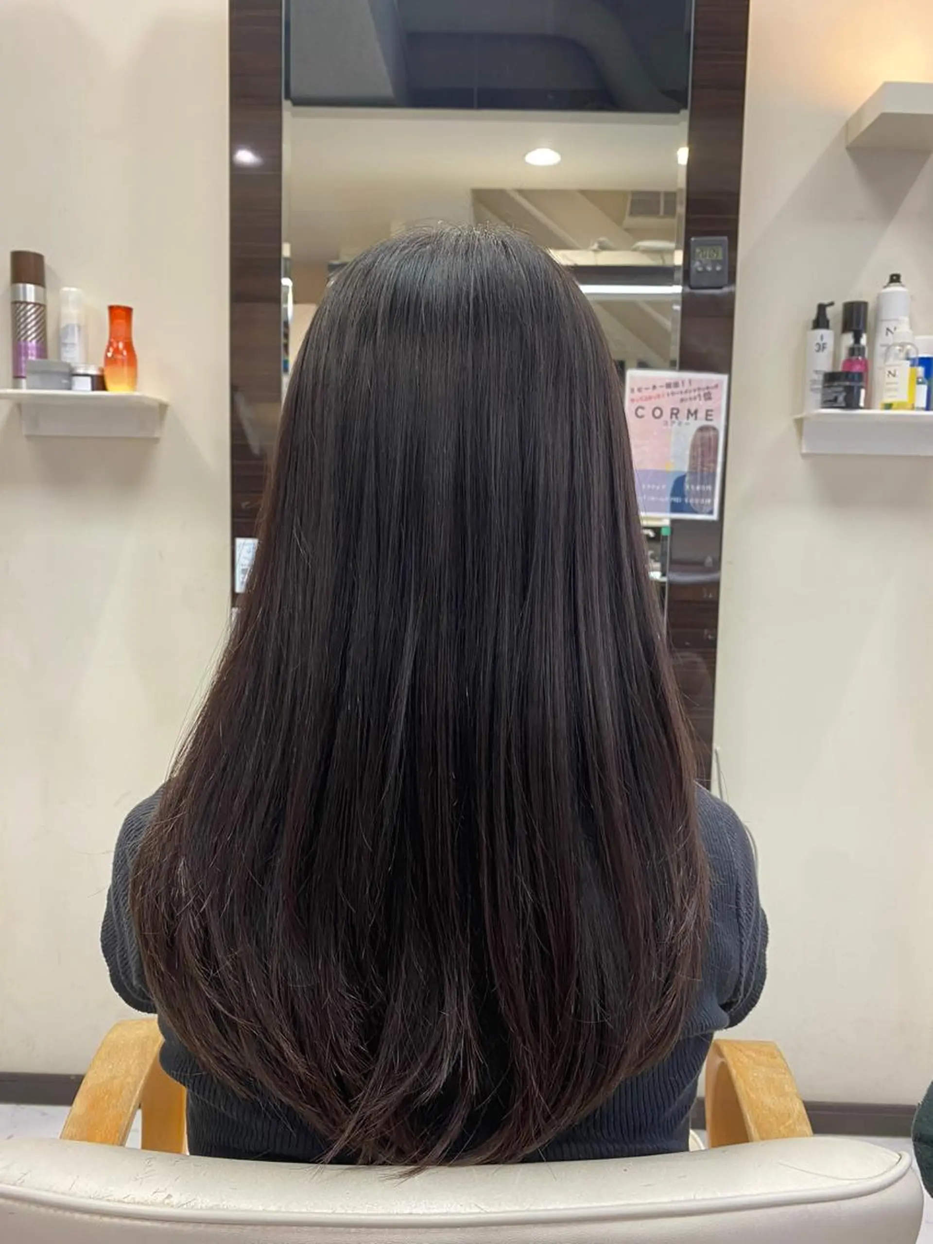 ロング レイヤーカット ロング シャギー カット Zina 大宮所属・目黒 碧人のヘアスタイル