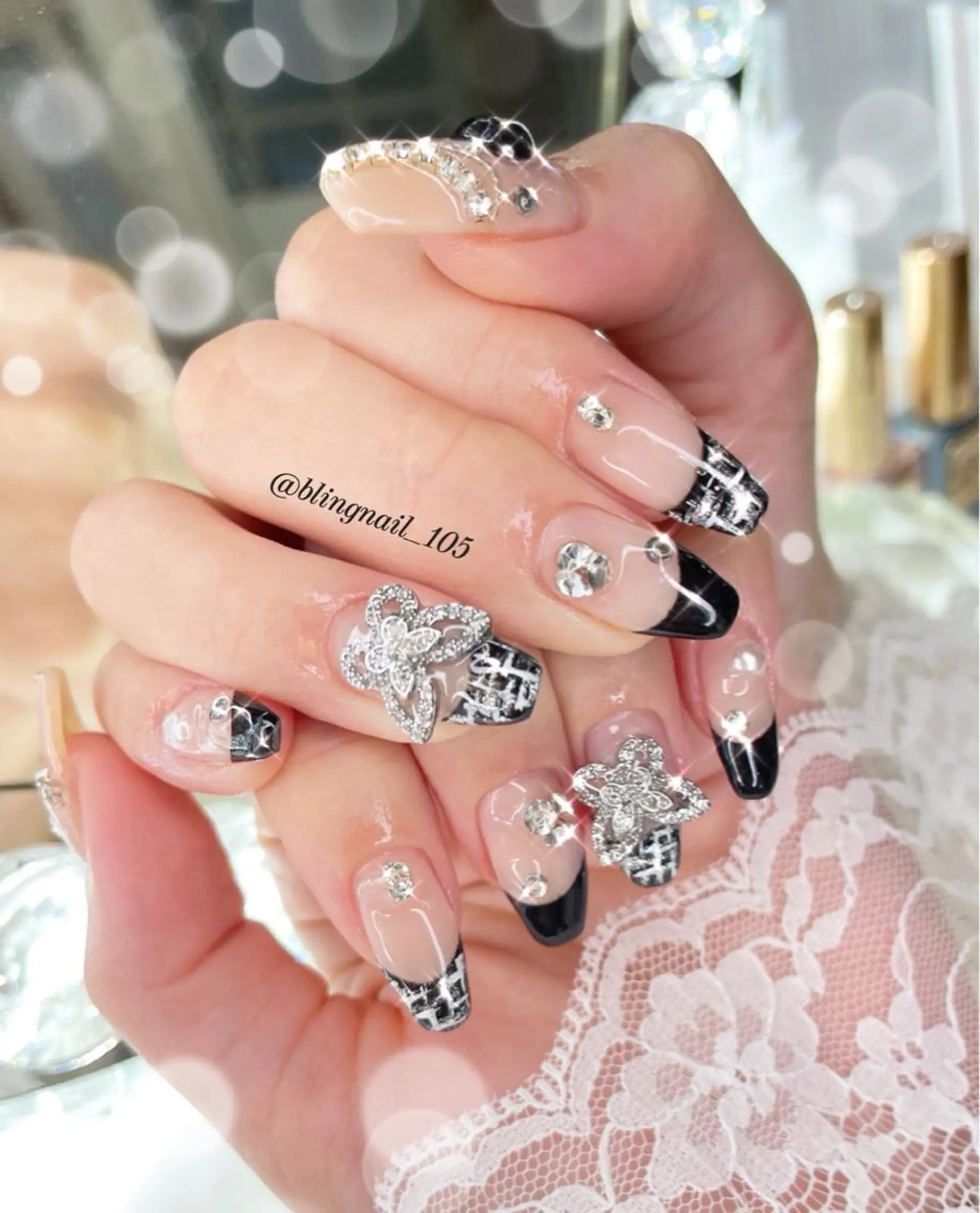 ネイル 23時まで❤︎韓国、 ワンホンネイルのネイルデザイン