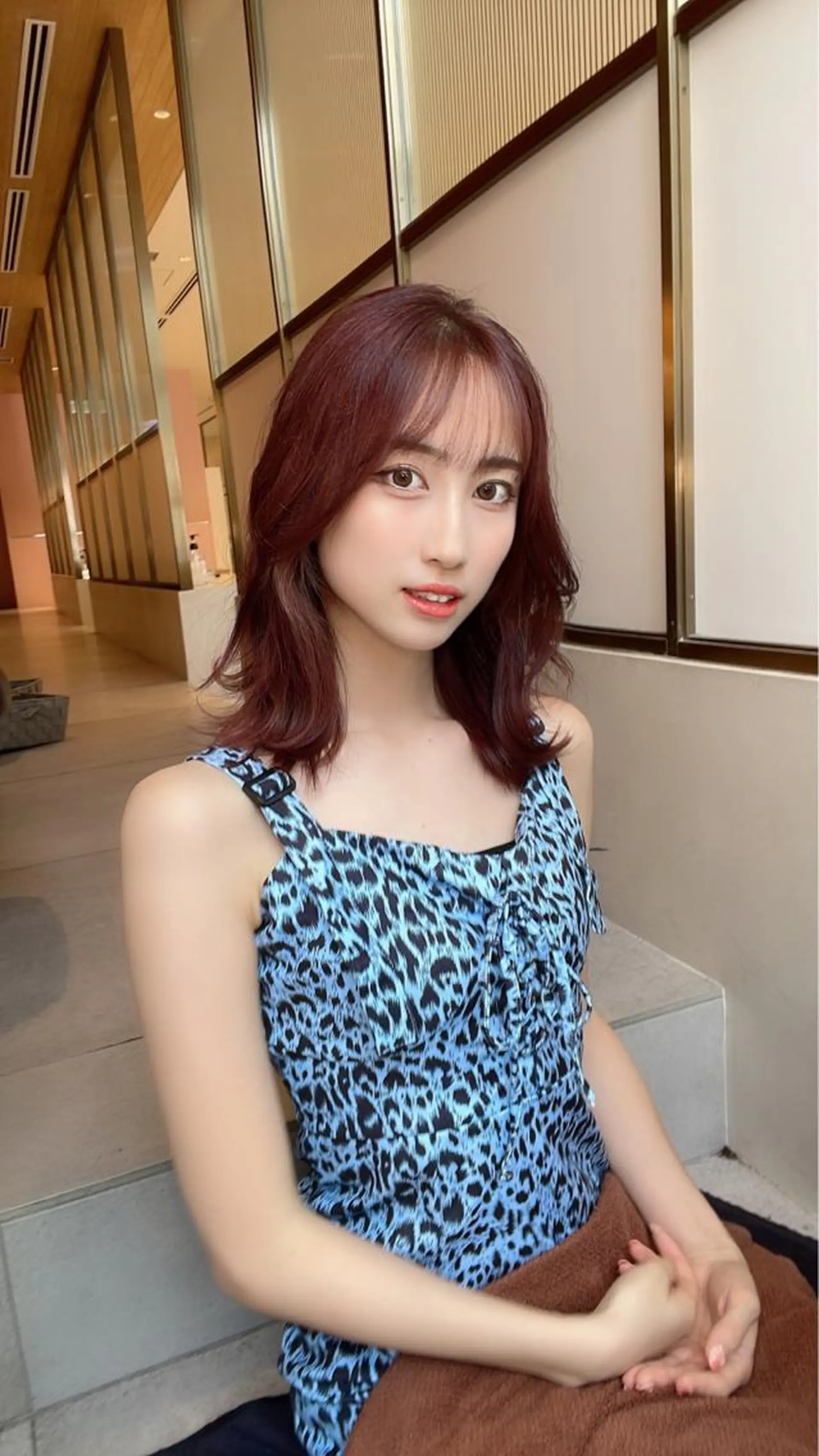 ミディアム カラー アディクシーカラー ベージュカラー ブリーチ ケアブリーチ 透明感カラー 顔周り特化/韓国ヘア /レイヤー/吉野幸大のヘアスタイル