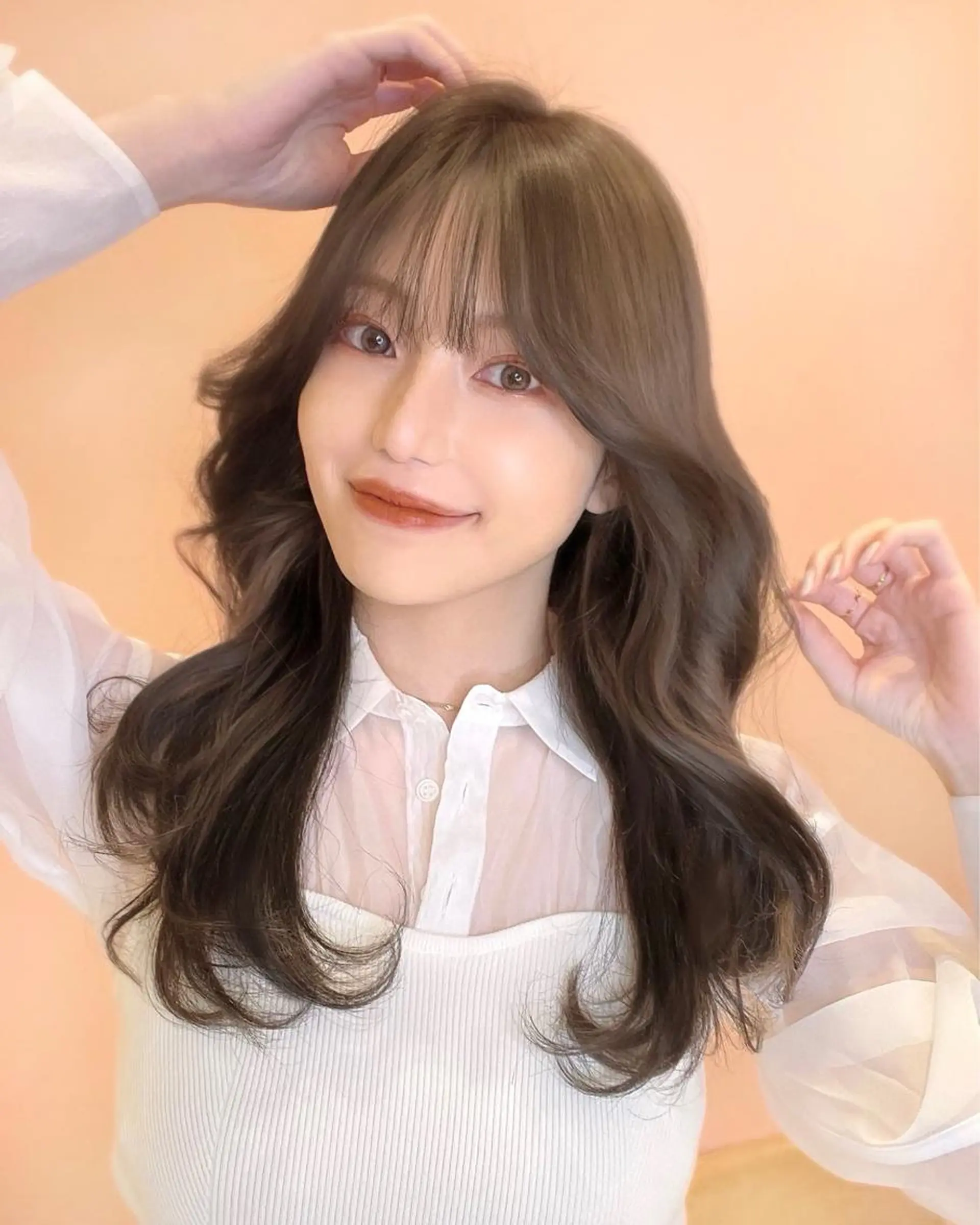 セミロング カラー ヘアアレンジ 🤎小顔レイヤー /ベージュ🤎友香のヘアスタイル