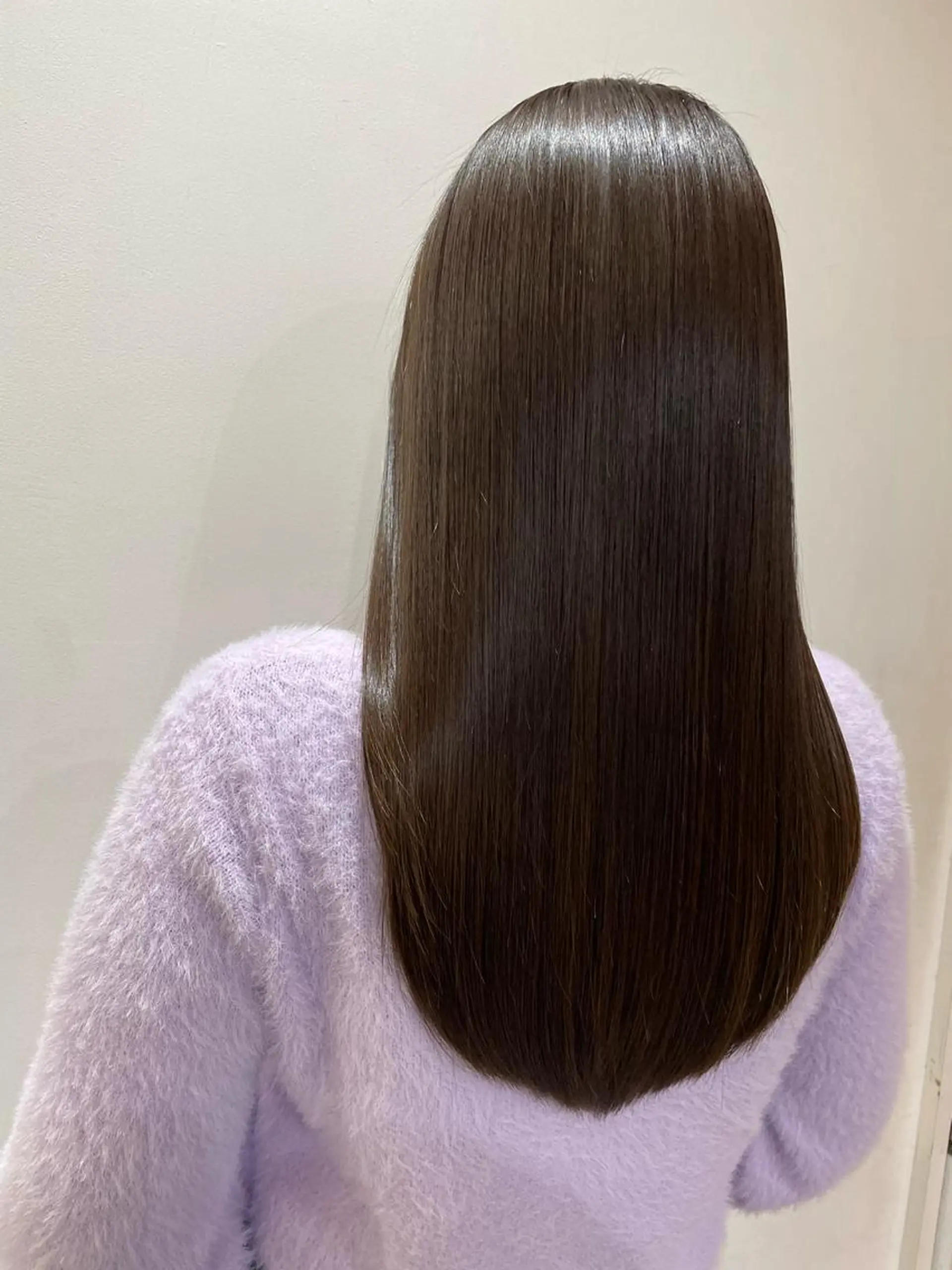 ロング 🐬脱白髪染めカラー 清水大世🐬のヘアスタイル