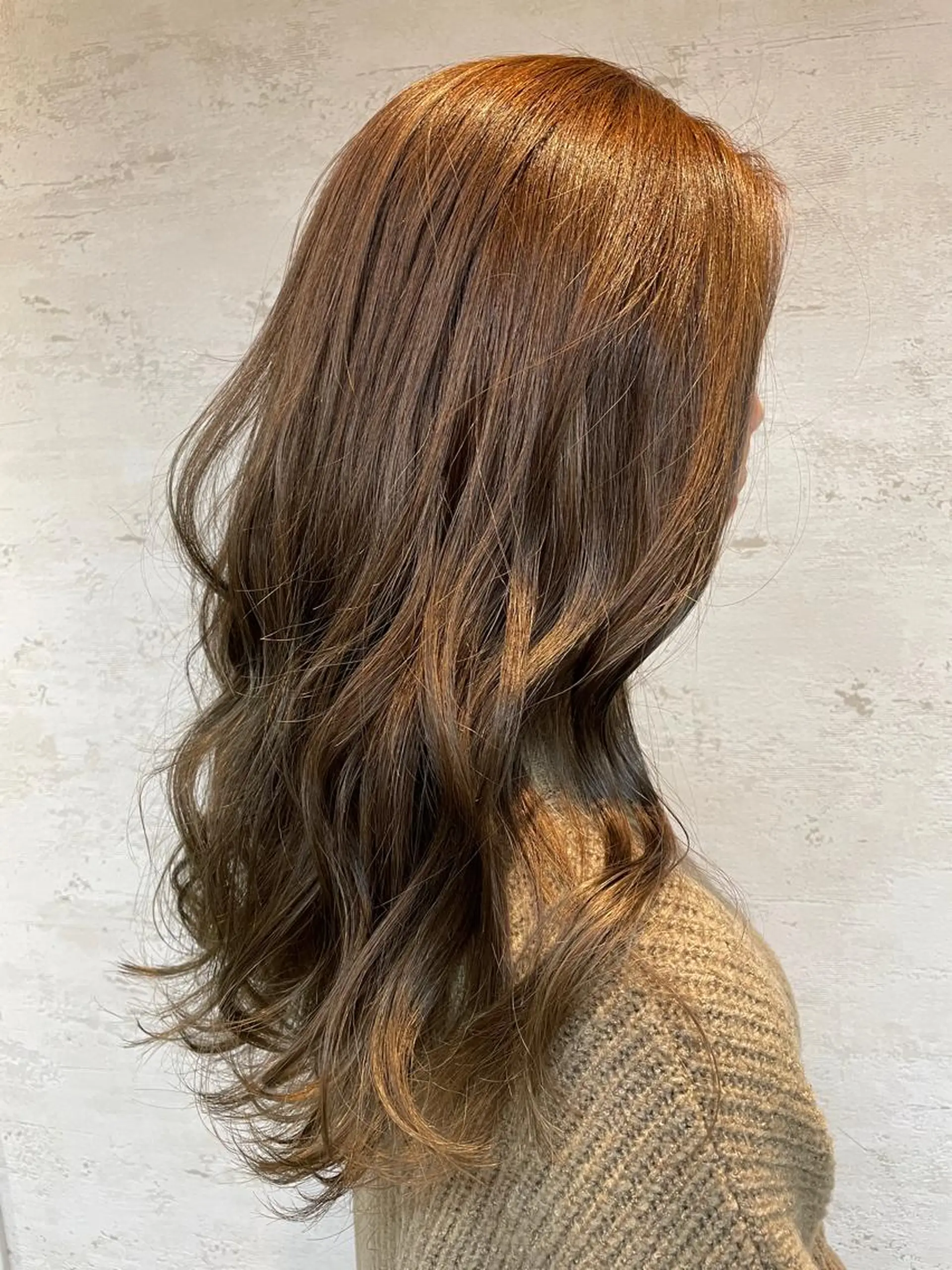 ロング カラー 女性に人気♪ はやしほのかのヘアスタイル