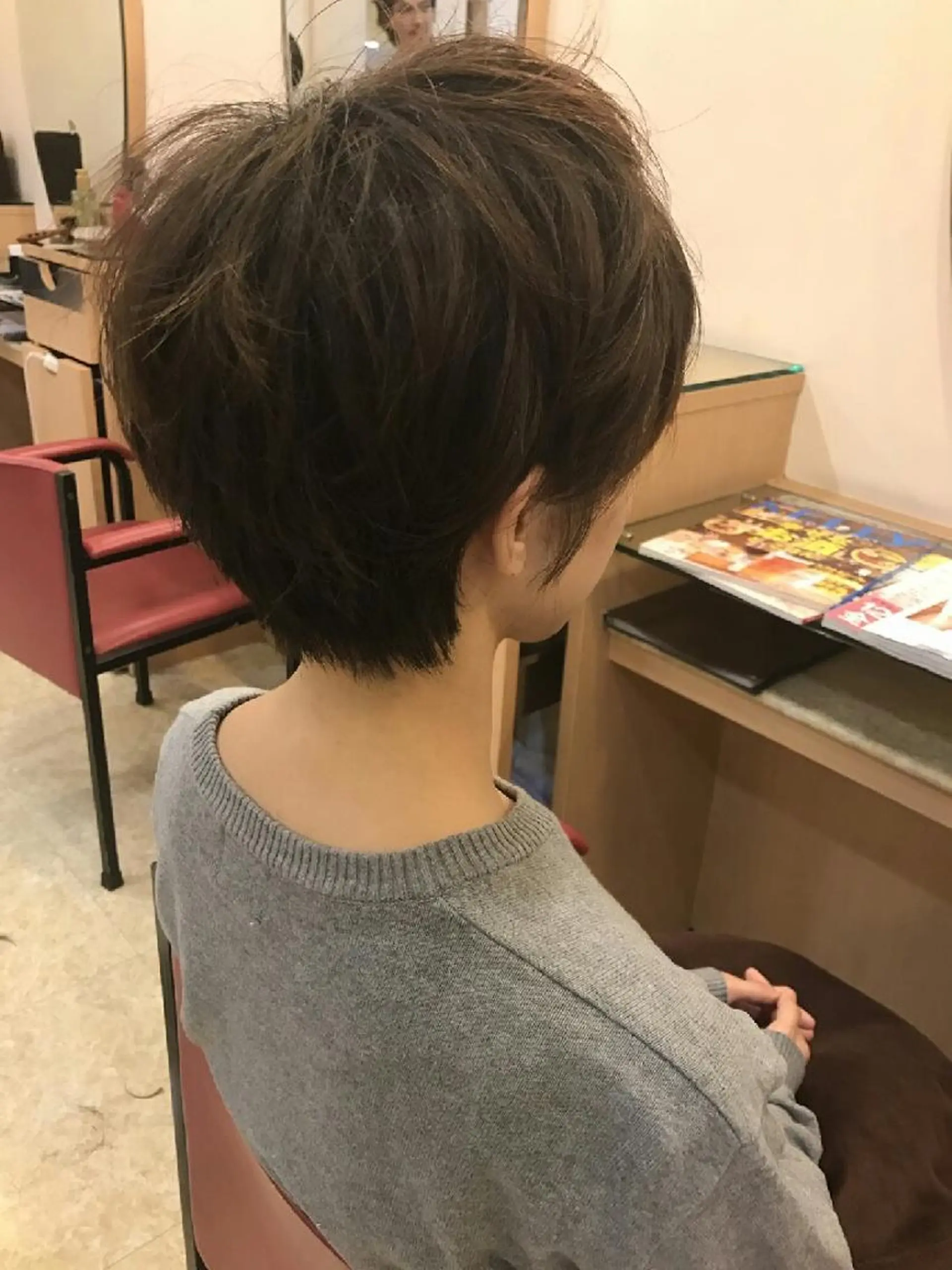 ショート ショートヘア 美谷添（ミヤゾエ） まどか大人ヘアサロンのヘアスタイル