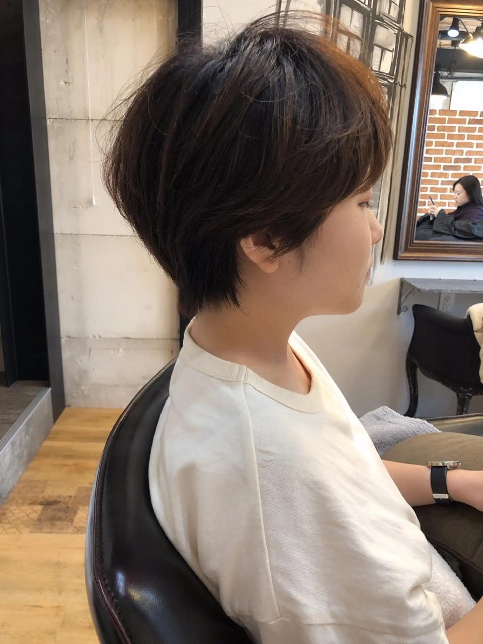 ショート 切りっぱなしボブ ボブ 外国人風カラー ハイライト レイヤーカット ショート職人 美容師【KENTA】のヘアスタイル