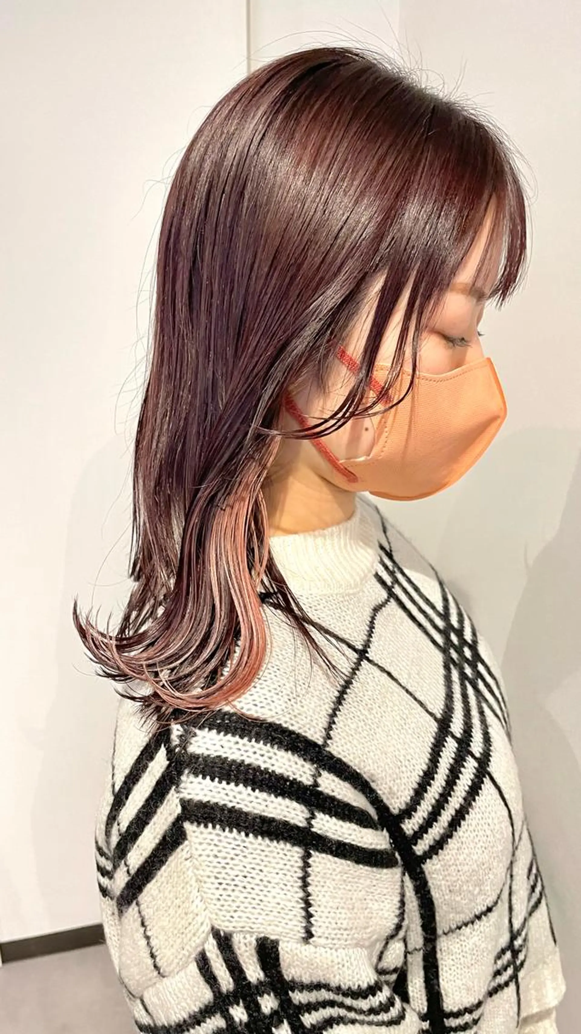 セミロング カラー ベージュカラー インナーカラー ピンクカラー ピンクベージュ カット ヘアカラー 👑髪質改善カラー 中垣斗希のヘアスタイル