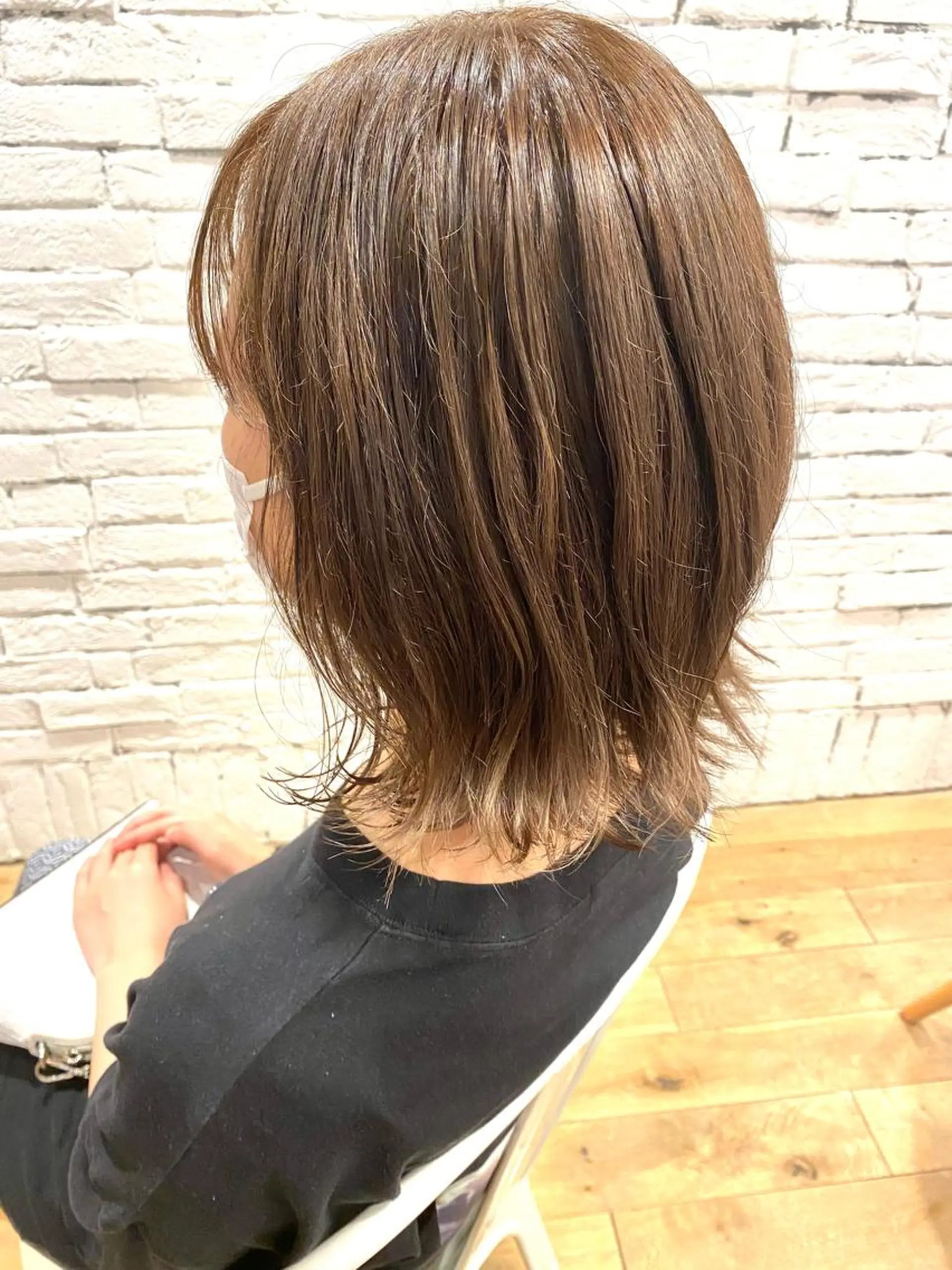カラー 前田 輝のヘアスタイル