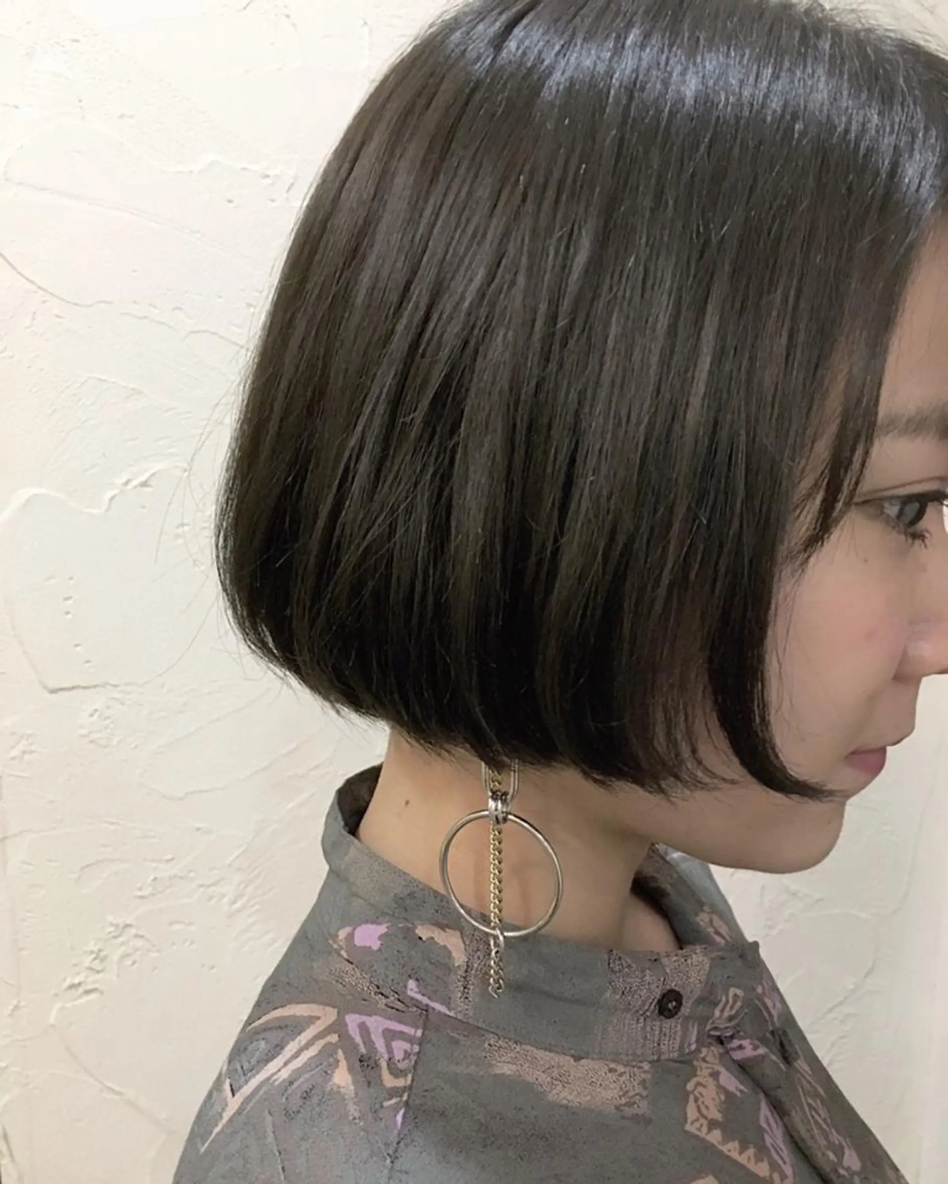 ショート カラー カット ヘアカラー トリートメント F． 梅田/ボブ/パーマのヘアスタイル