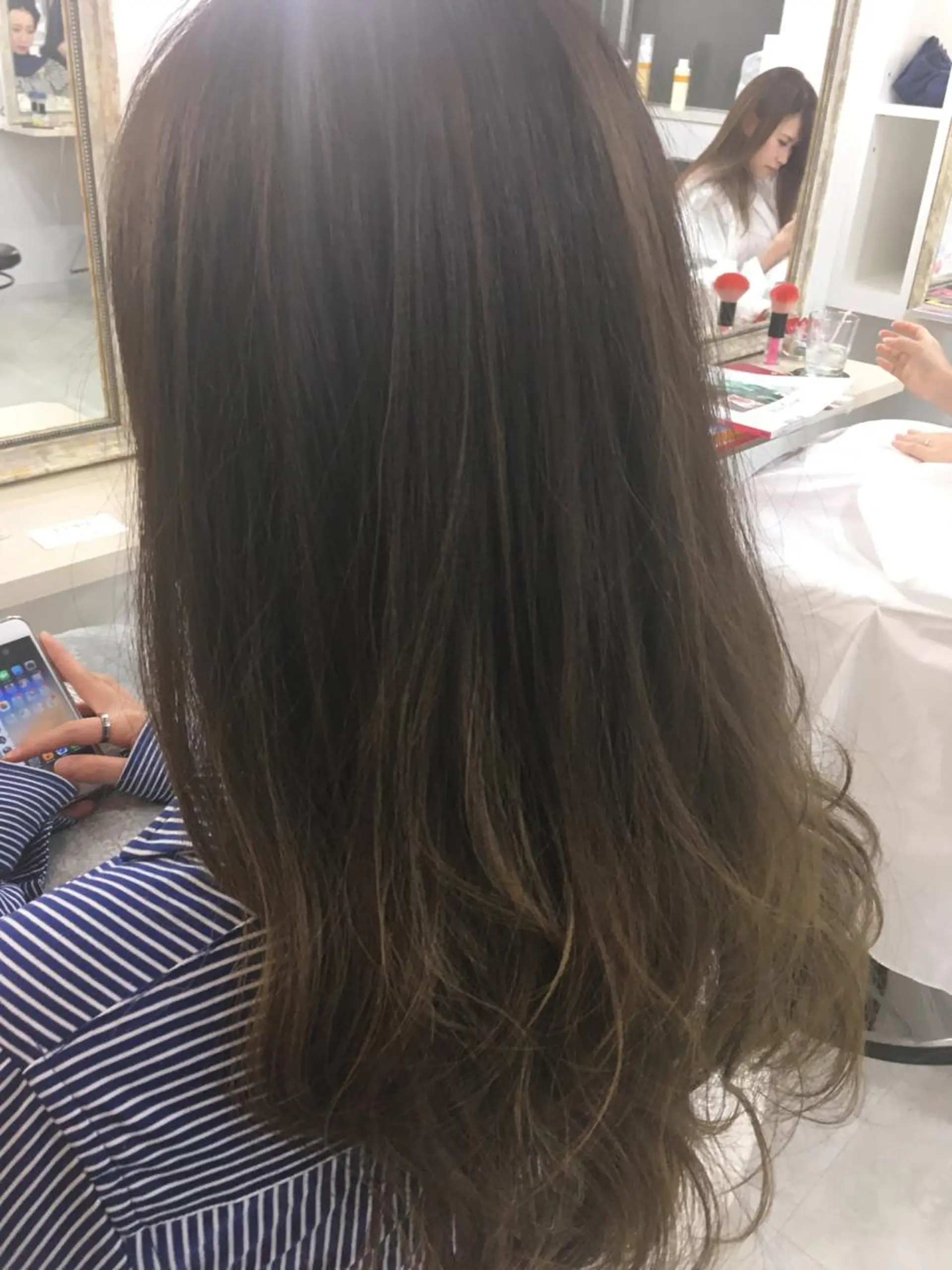 セミロング カラー 髪質改善 中川 翔のヘアスタイル