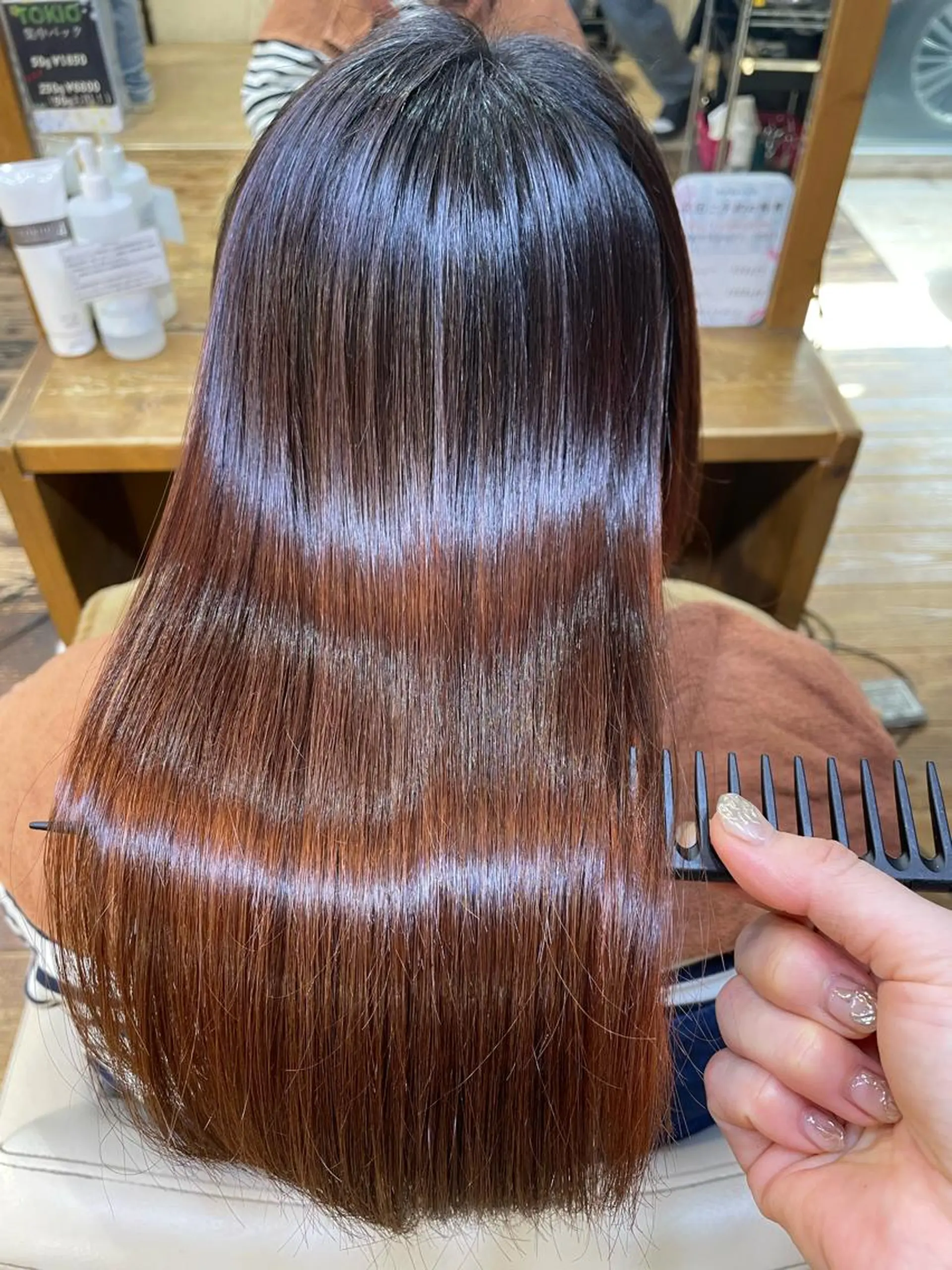 セミロング 山木 裕子のヘアスタイル