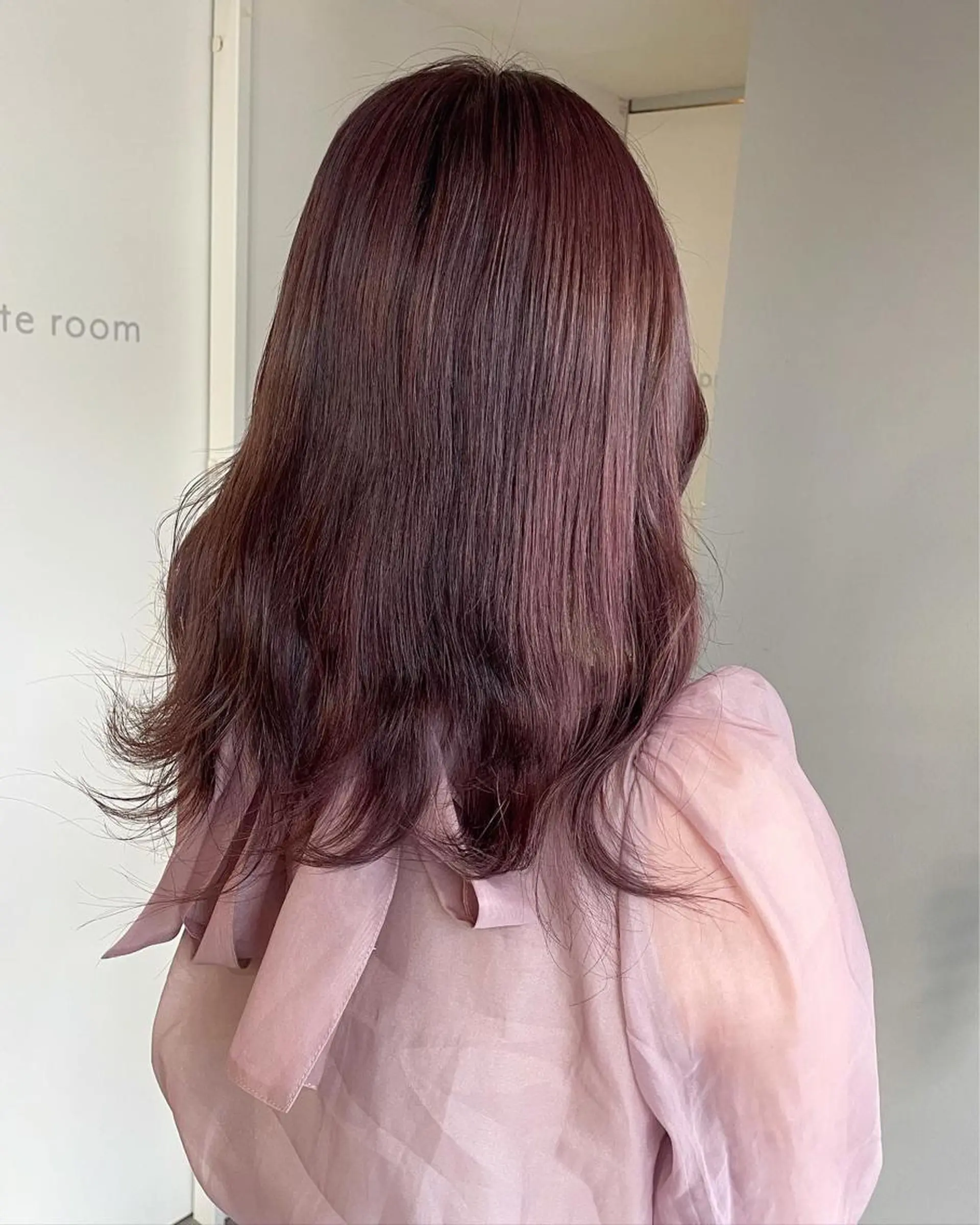 ロング ピンクブラウン ヘアカラー soyon心斎橋所属・♡透明感/艶カラー/ M a I ♡のヘアスタイル