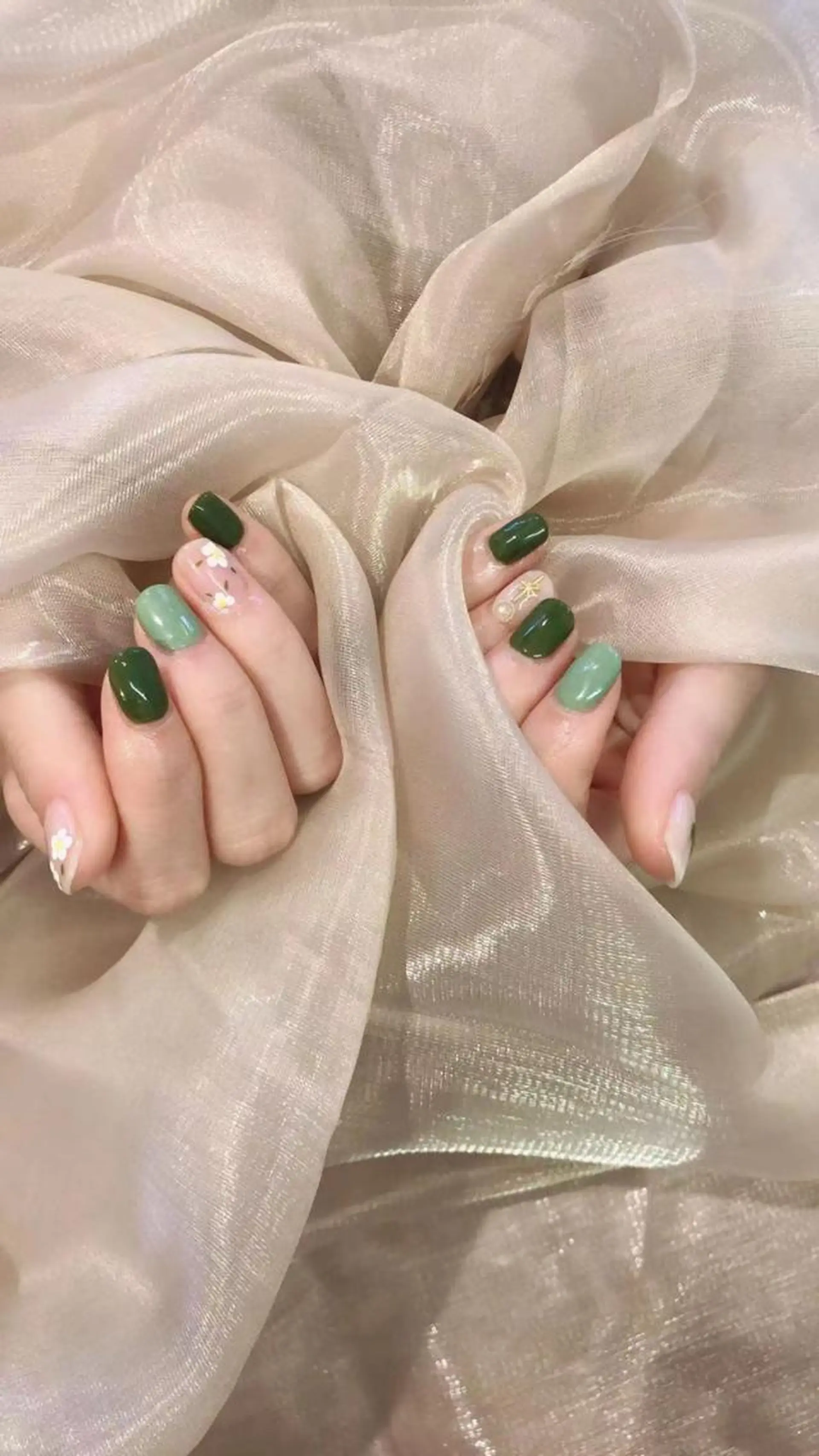 ネイル ハンドネイル Ali 新小岩 ネイル専門のネイルデザイン