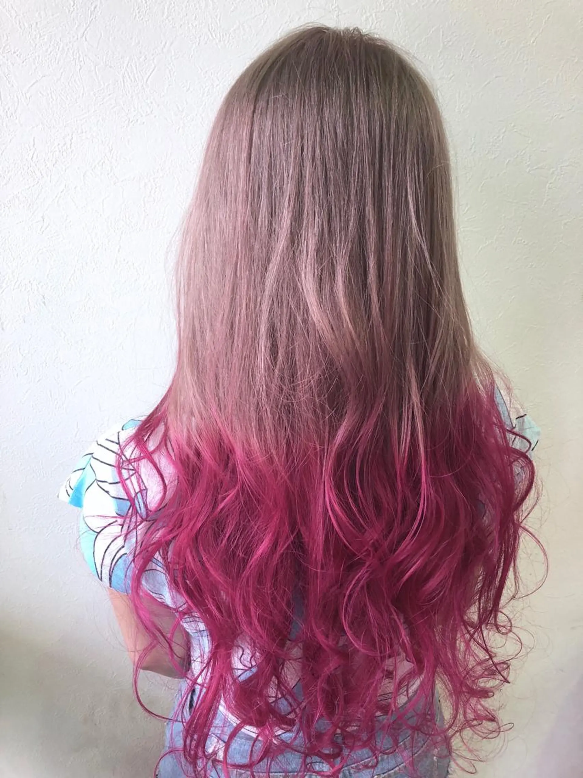 カラー エクステ/コスパ◎ /メンズ!白石宇由のヘアスタイル