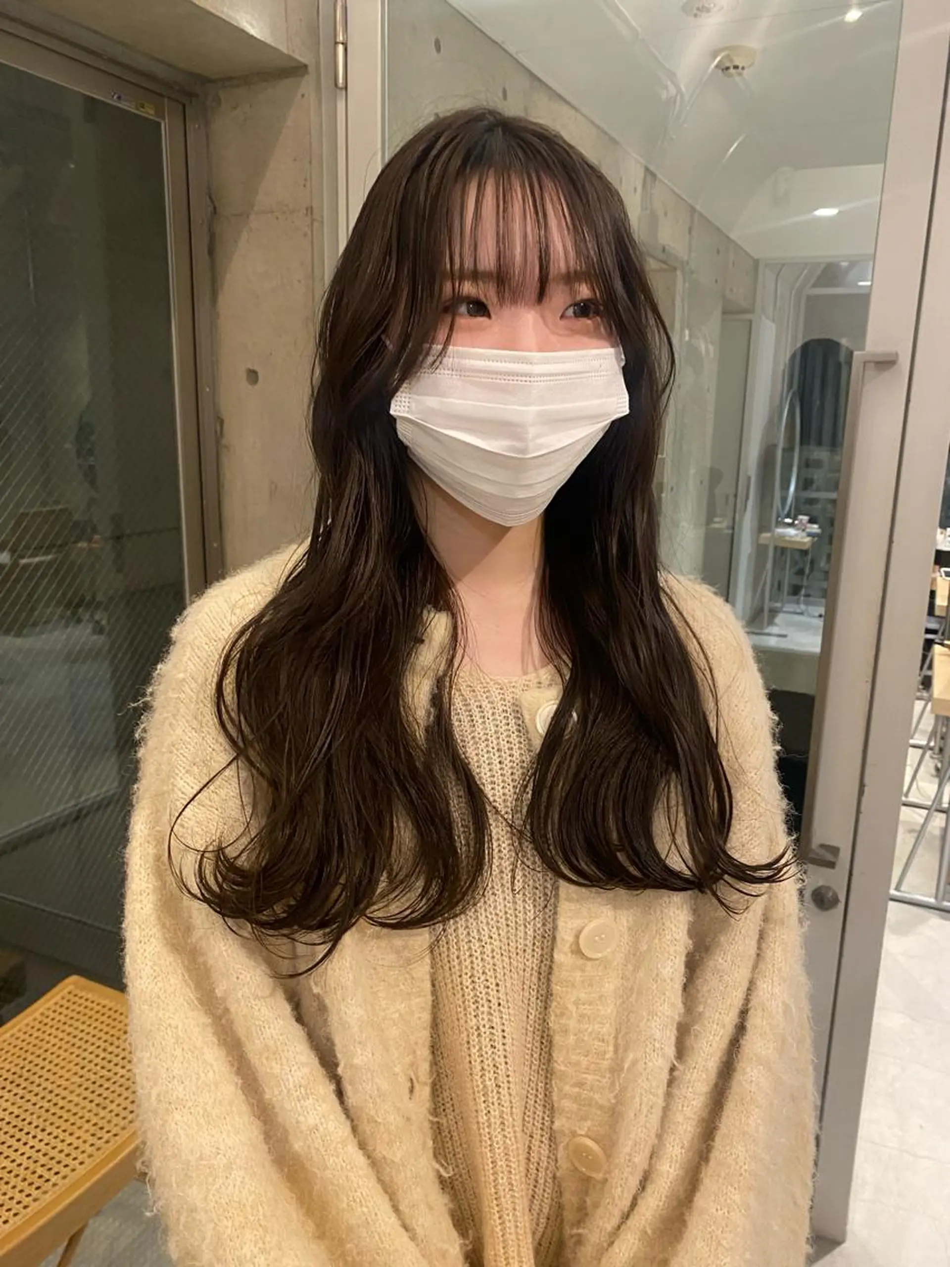 ロング カラー ヘアアレンジ ベージュカラー ブリーチ グレージュ ブリーチなしカラー レイヤー🌟艶カラー 🕊まやのヘアスタイル