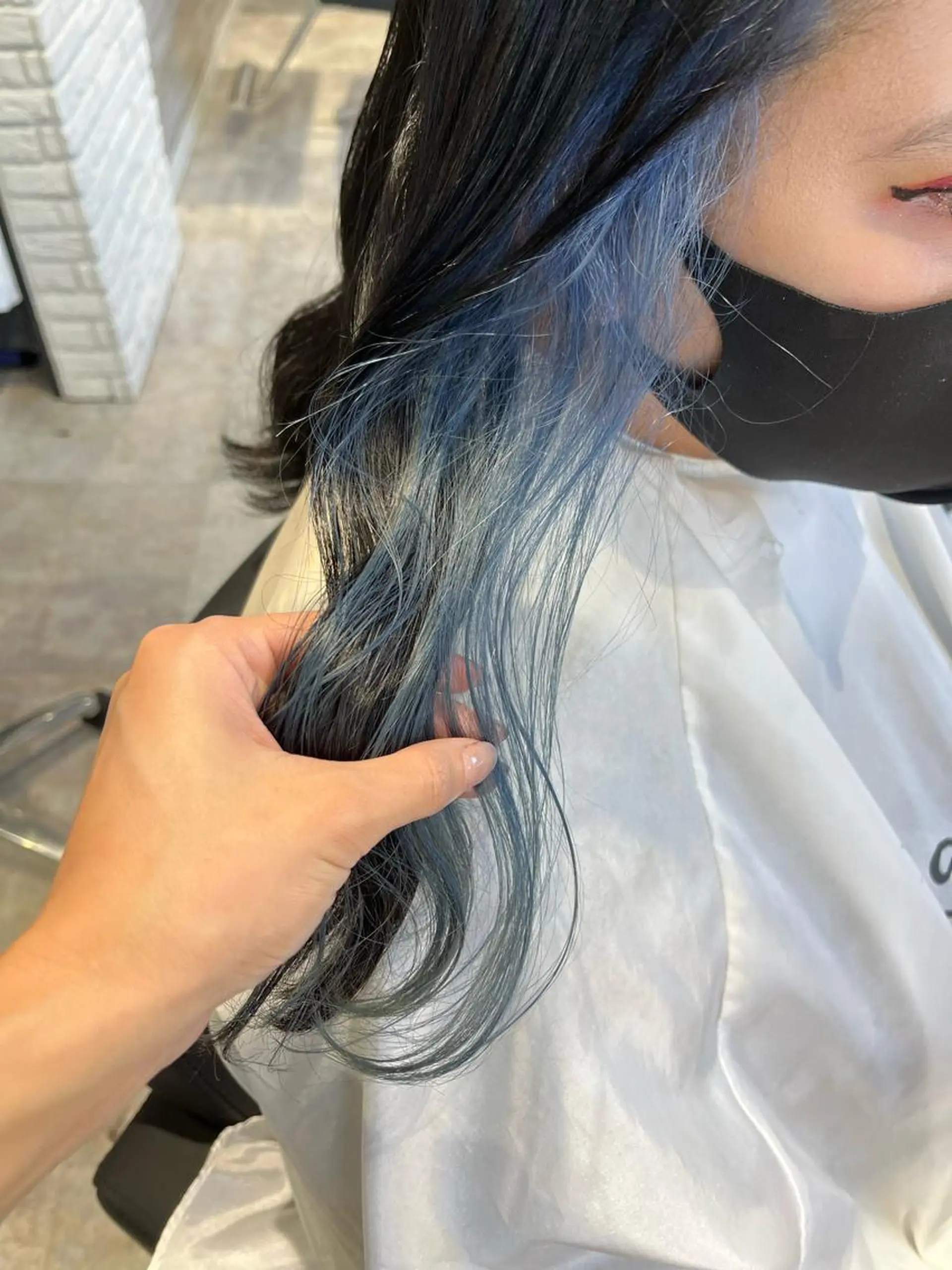 セミロング カラー ブリーチ Lee大阪店所属・店長　濱口 花菜　美髪整形のヘアスタイル