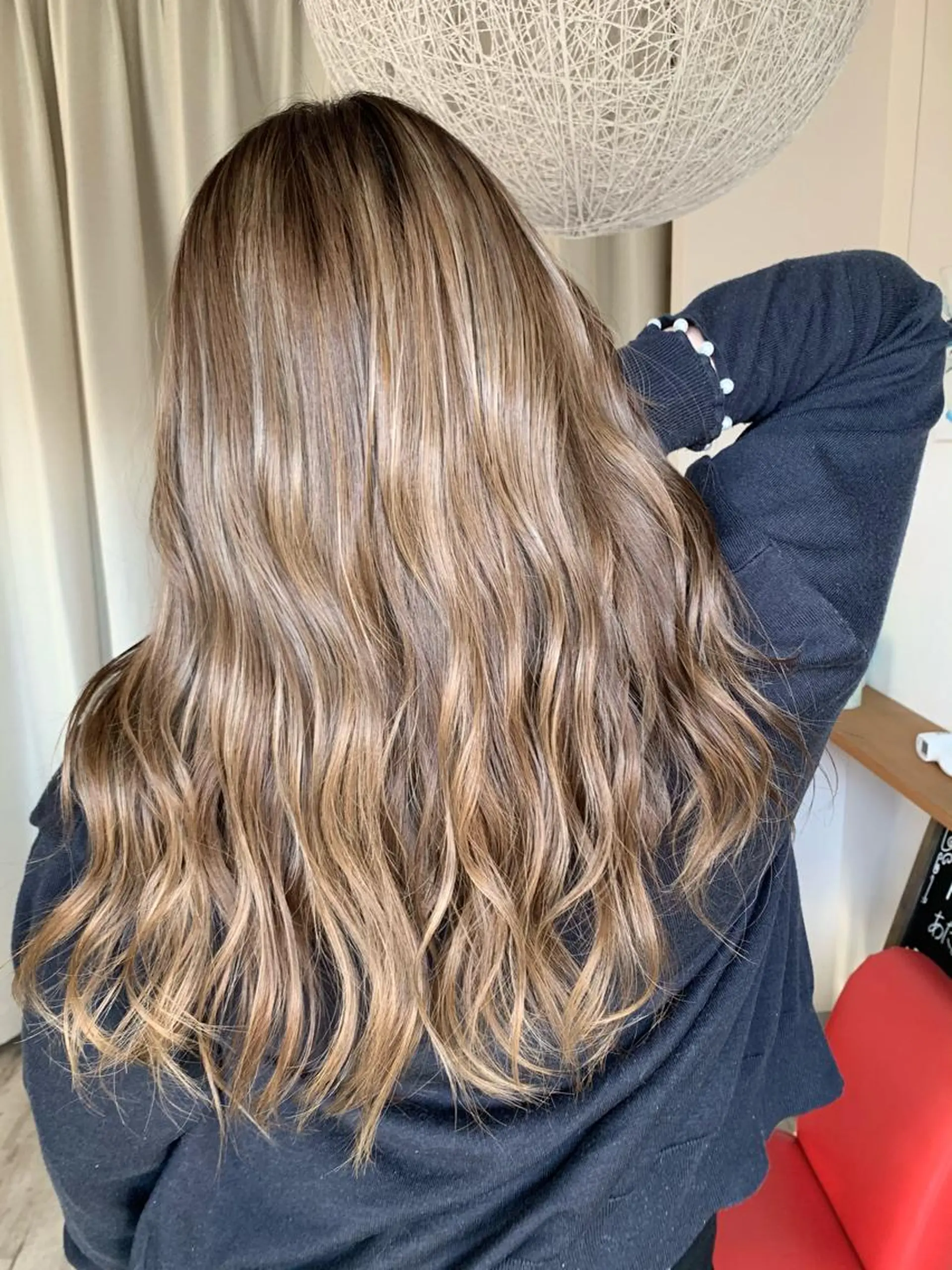 ロング カット ヘアカラー yoshihara yuukiのヘアスタイル