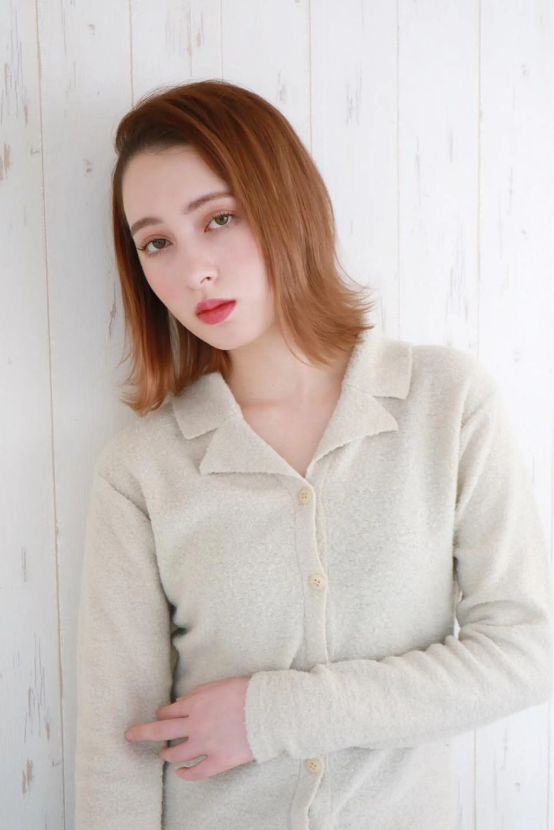 ショート カラー ハイトーンカラー ボブ 赤み消しカラー /透明感カラー 上長のヘアスタイル