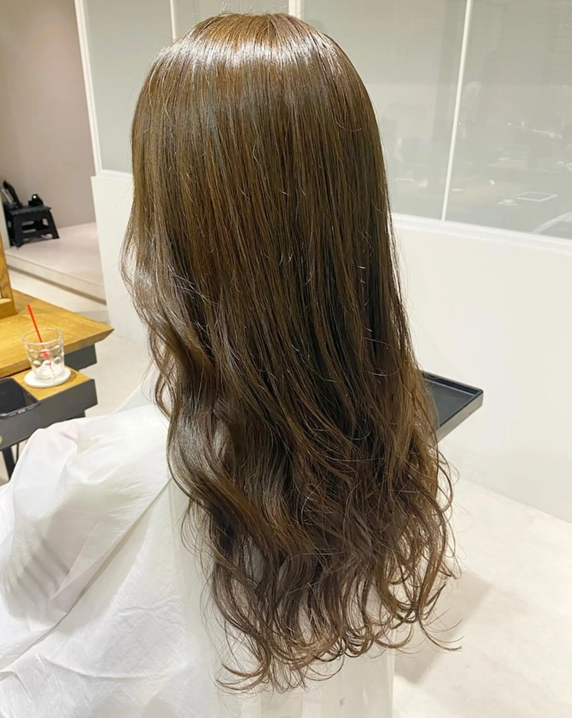 ロング カラー グレージュ オリーブグレージュ オリーブグレー 🌈🌸あおき みちる🌟💗のヘアスタイル