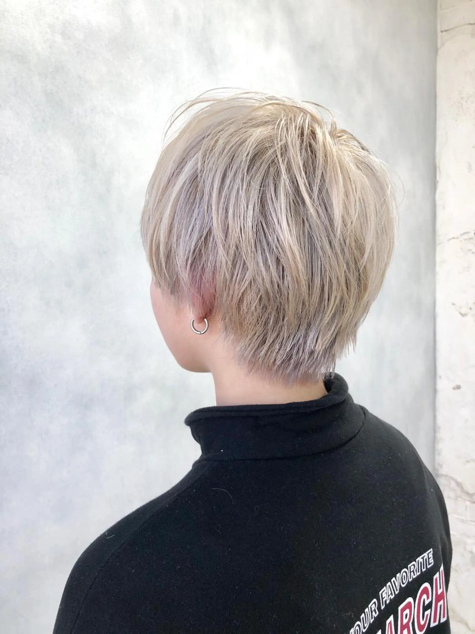 ショート カラー バレイヤージュ ブリーチ ケアブリーチ ダブルカラー ハイライトカラー welring hair salonのヘアスタイル