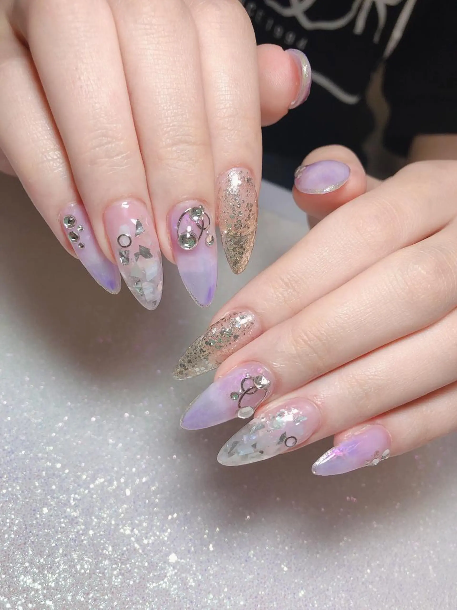 ネイル Flowerネイルサロン所属・. yukiのネイルデザイン