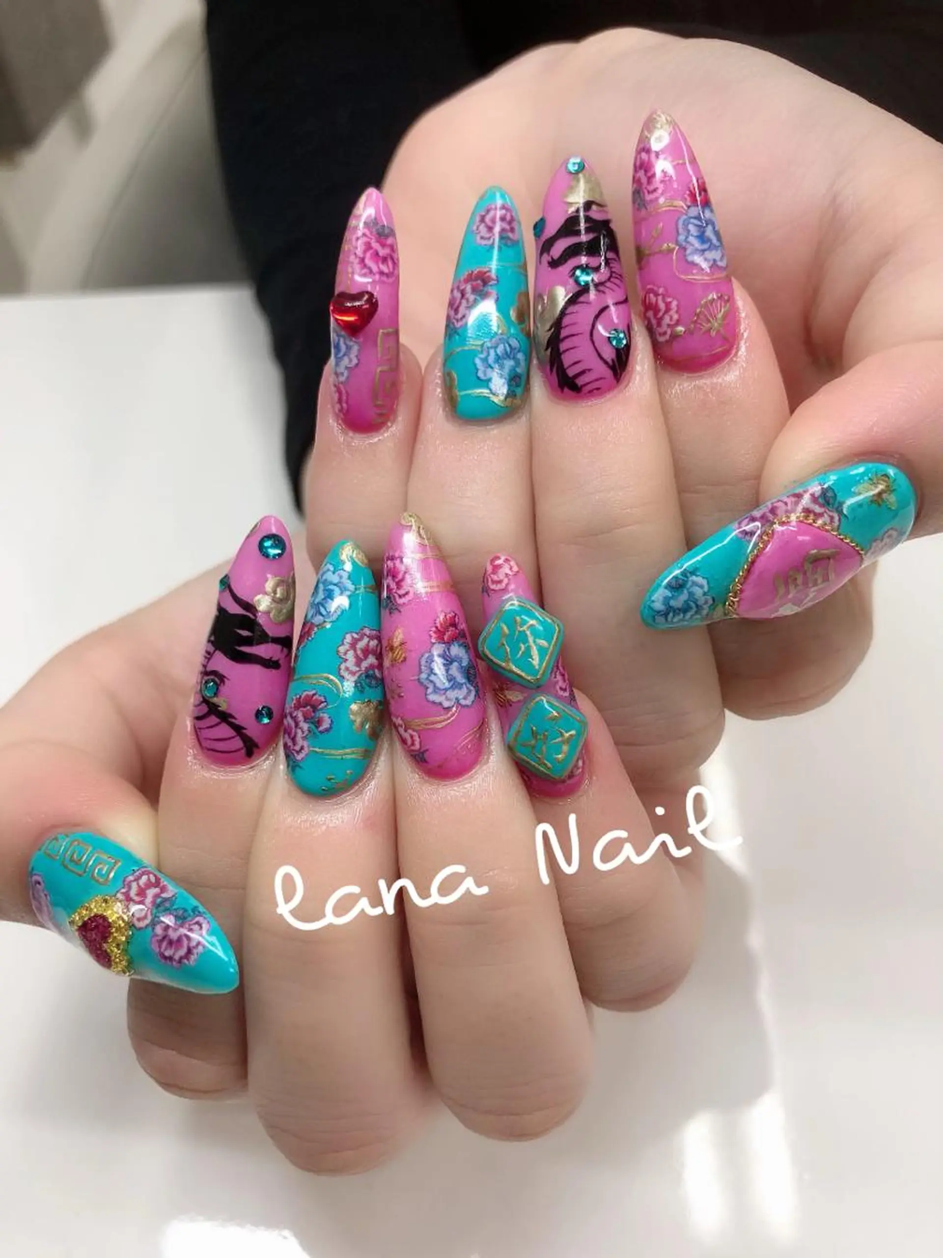 ネイル スカルプネイル Lana Nailのネイルデザイン