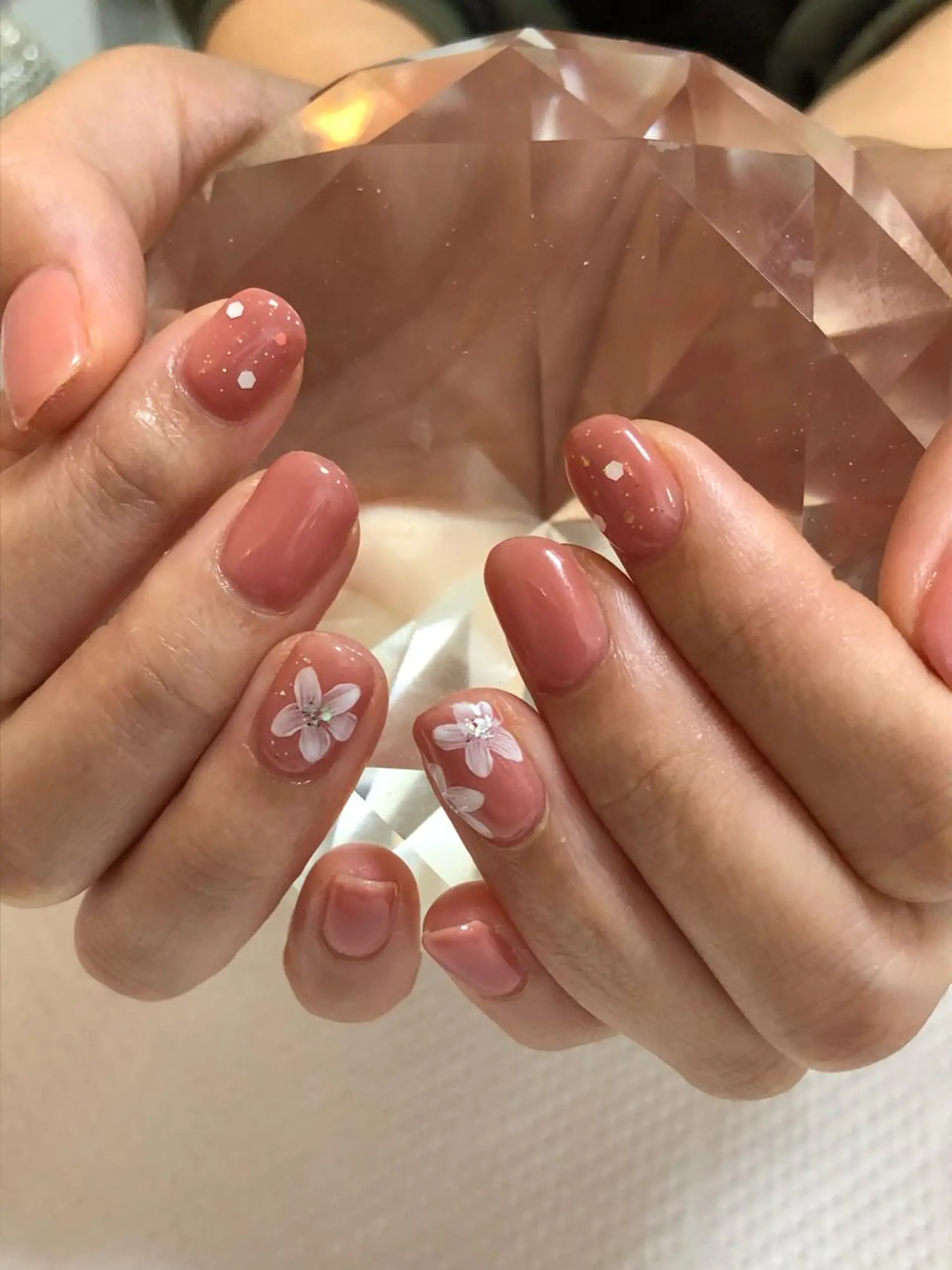 ネイル Bella 齋藤理奈のネイルデザイン