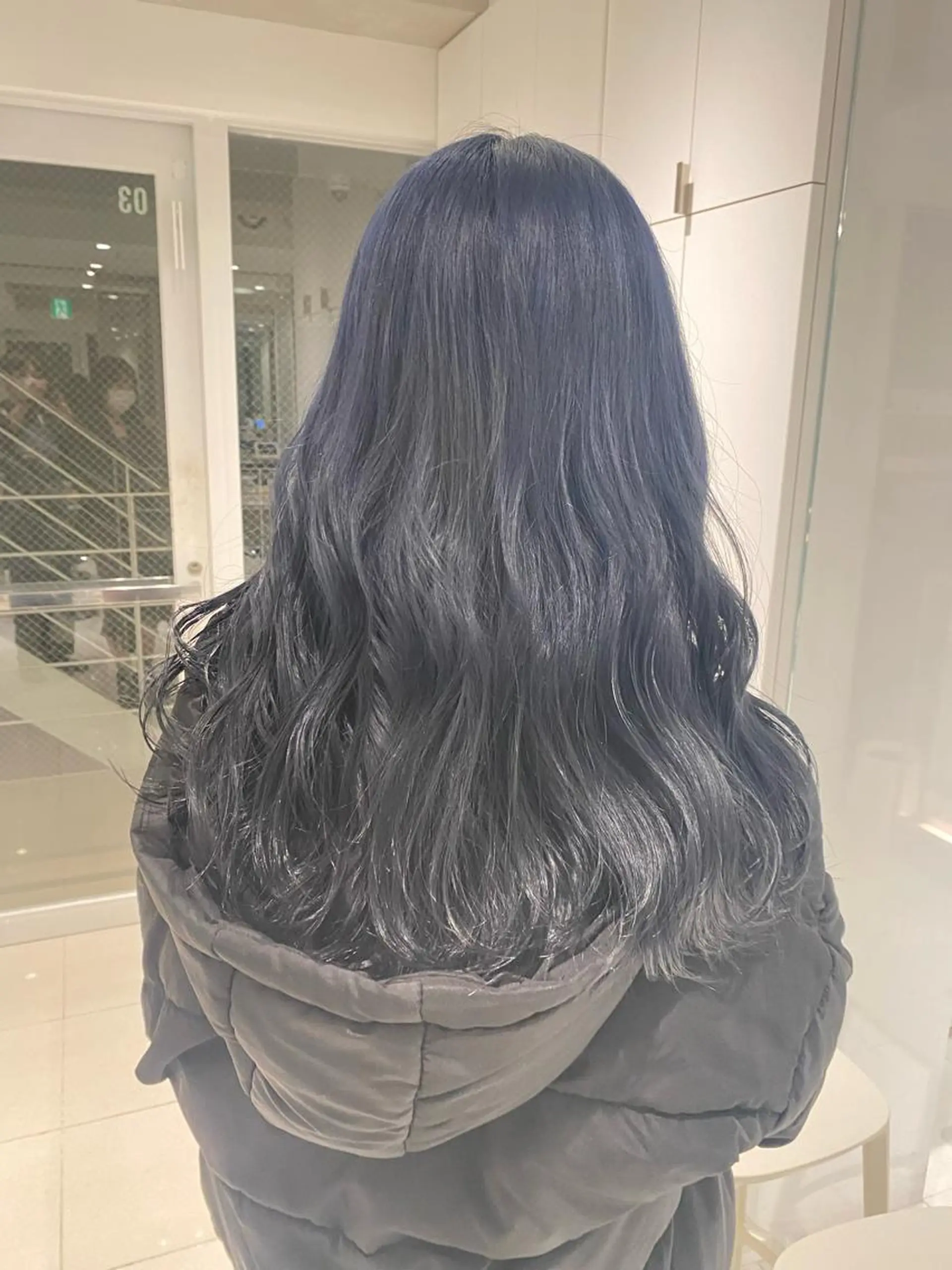 ロング カラー ヘアアレンジ 赤み消しグレージュ 🫒ｒｅｏｎのヘアスタイル