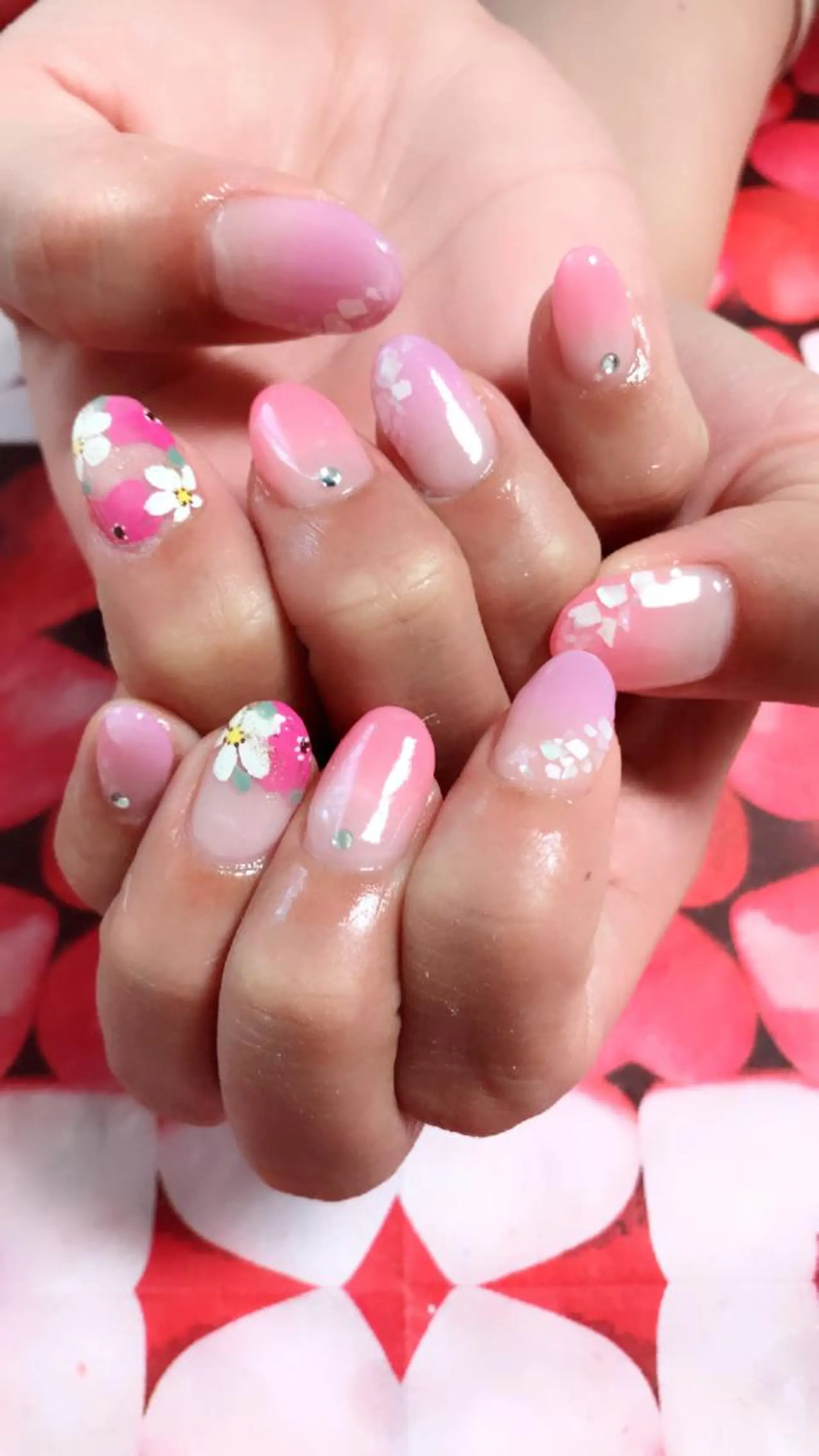 ネイル LOVEnail tomoのネイルデザイン