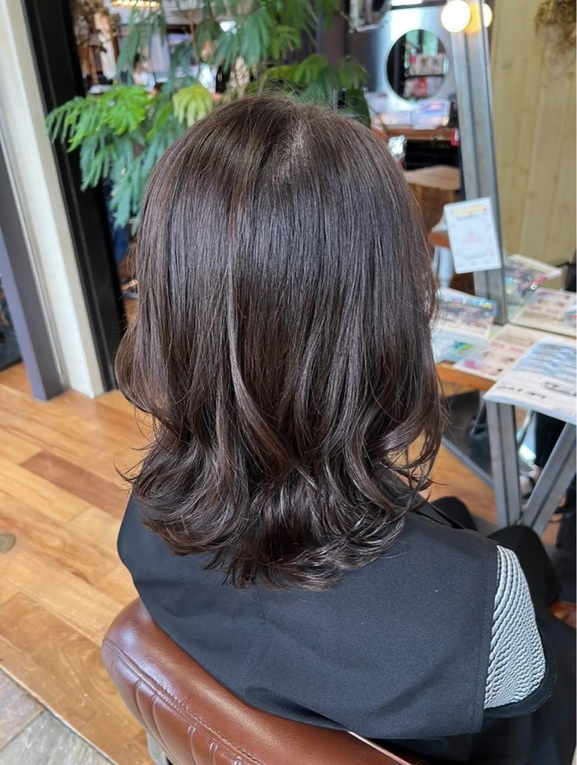 セミロング カラー カット ヘアカラー 佐藤 美聡のヘアスタイル
