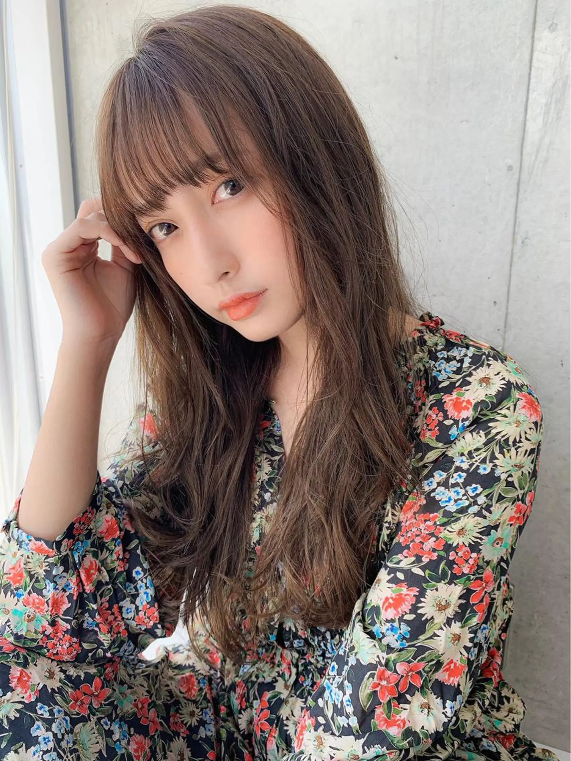 ロング カラー 韓国/トレンド レイヤー【101】のヘアスタイル