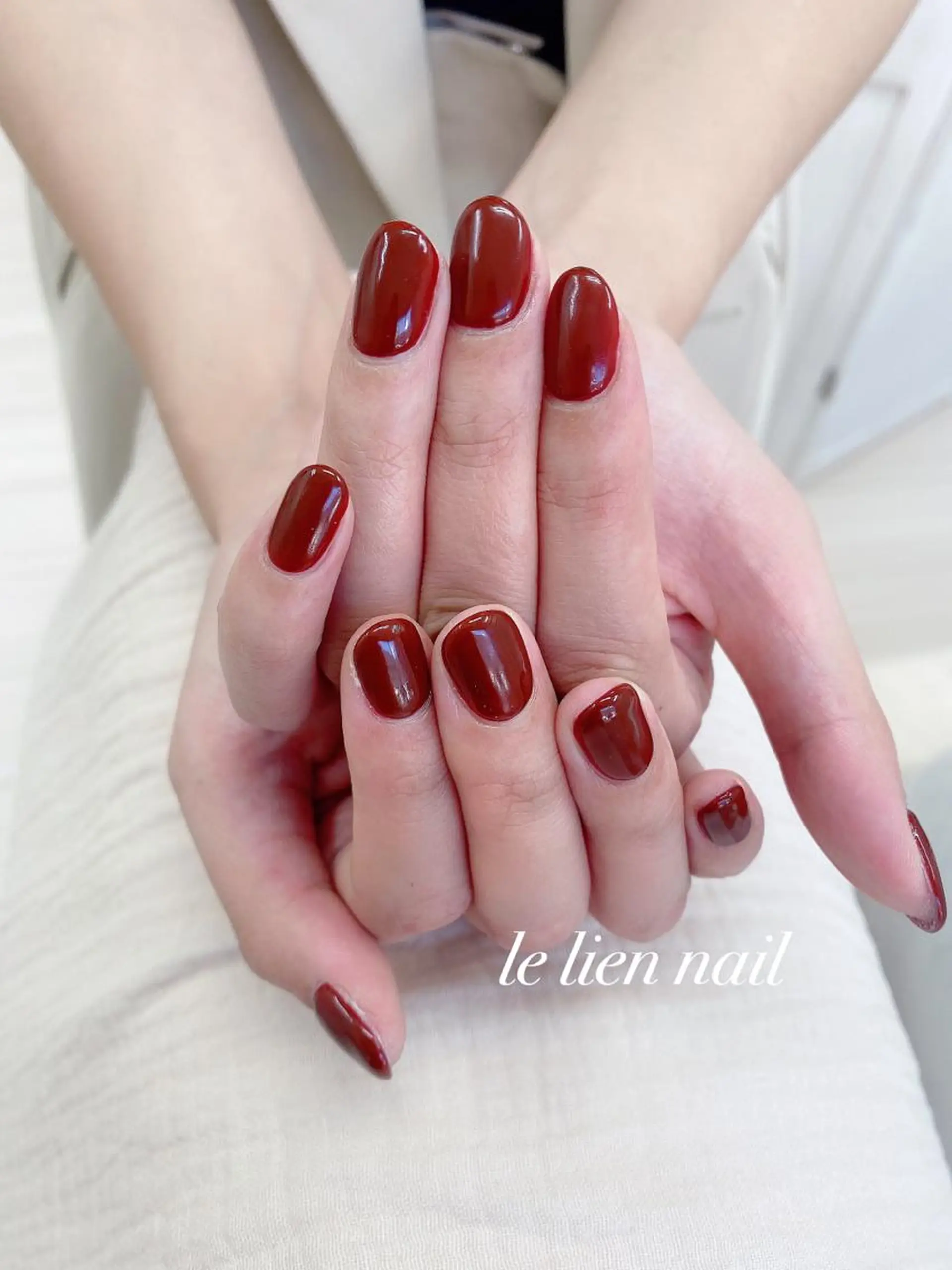 ネイル アートネイル ボルドー ニュアンスネイル le lien nailのネイルデザイン