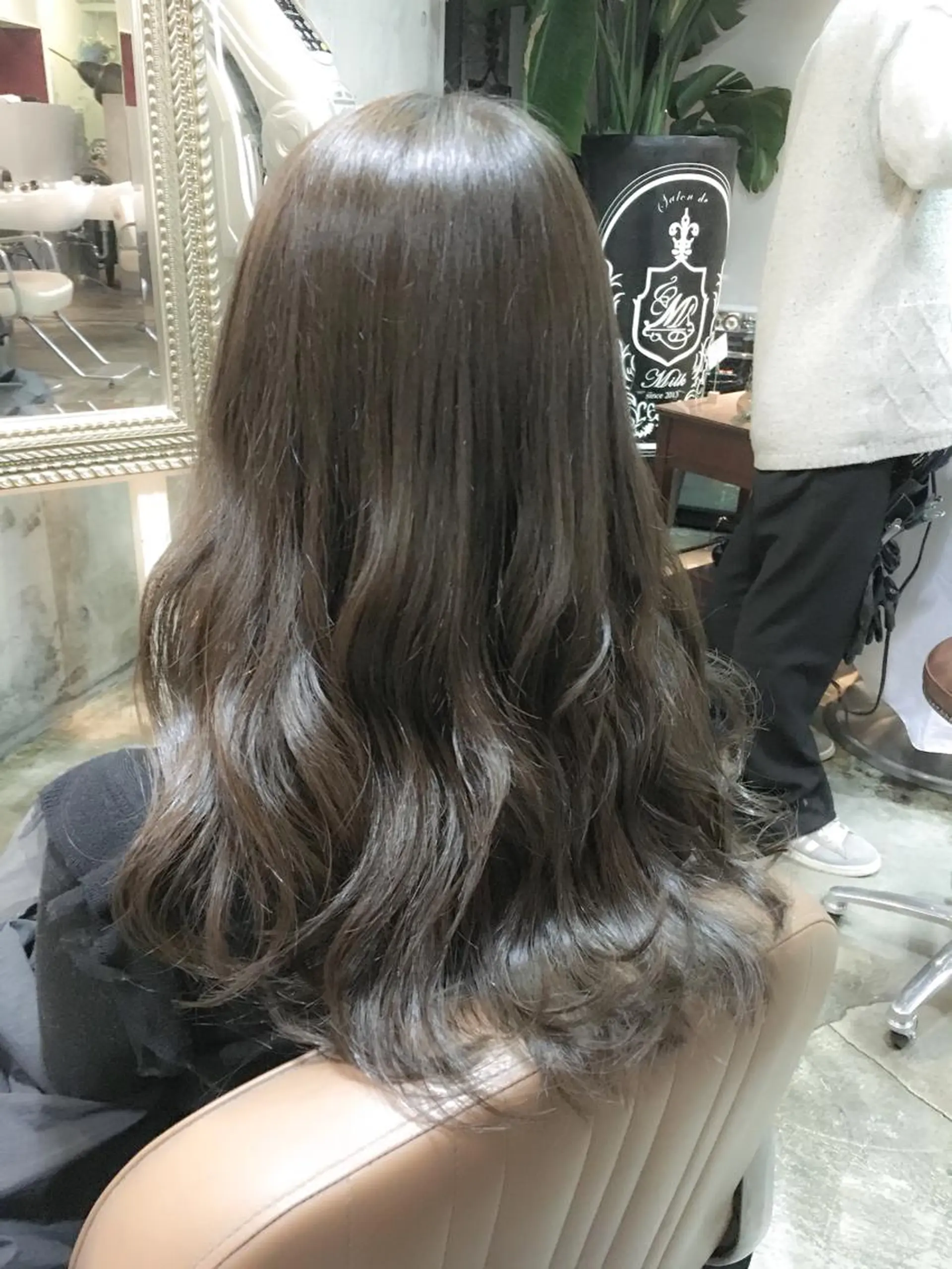 ロング カラー グレージュ 北條 優輝のヘアスタイル