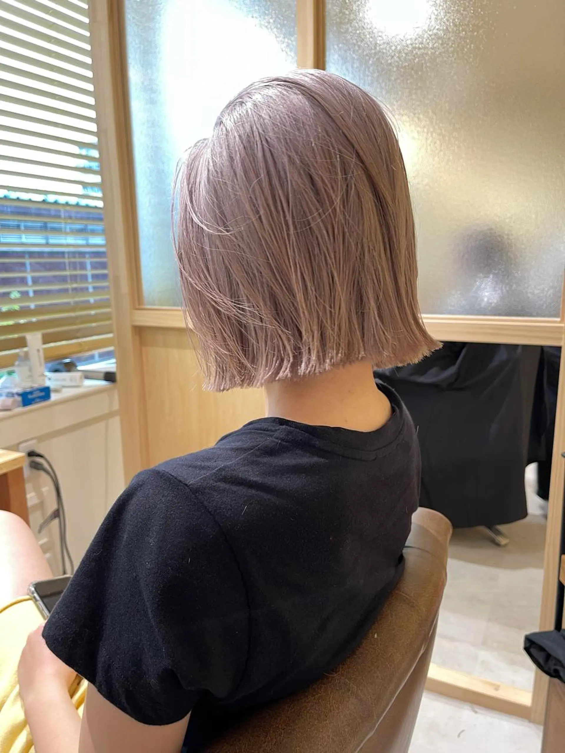 カラー ブリーチ ケアブリーチ ハイトーンカラー ボブ “ミニモ最高評価獲得 “代表"Kohei"のヘアスタイル