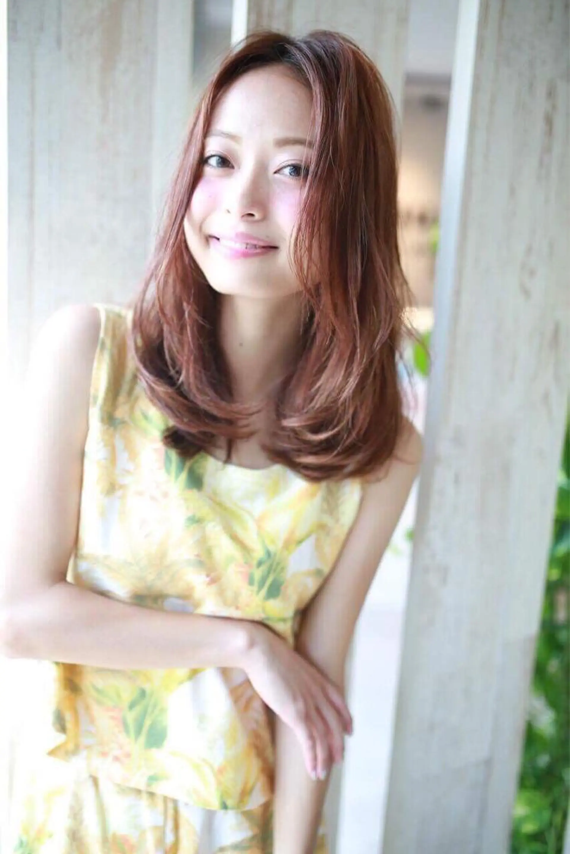 ロング カラー レッドカラー ✖️リーアキト LEEAKITO✖️のヘアスタイル