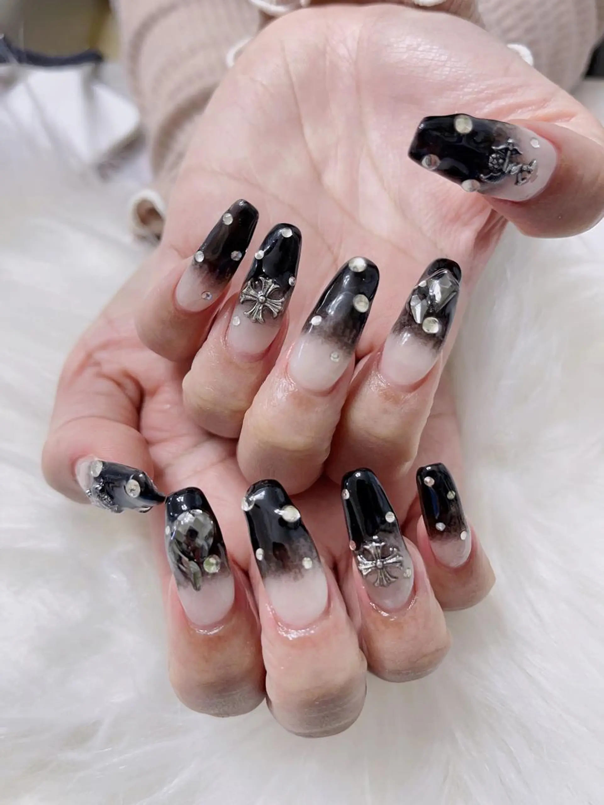 ネイル FF フィフィネイルサロンのネイルデザイン