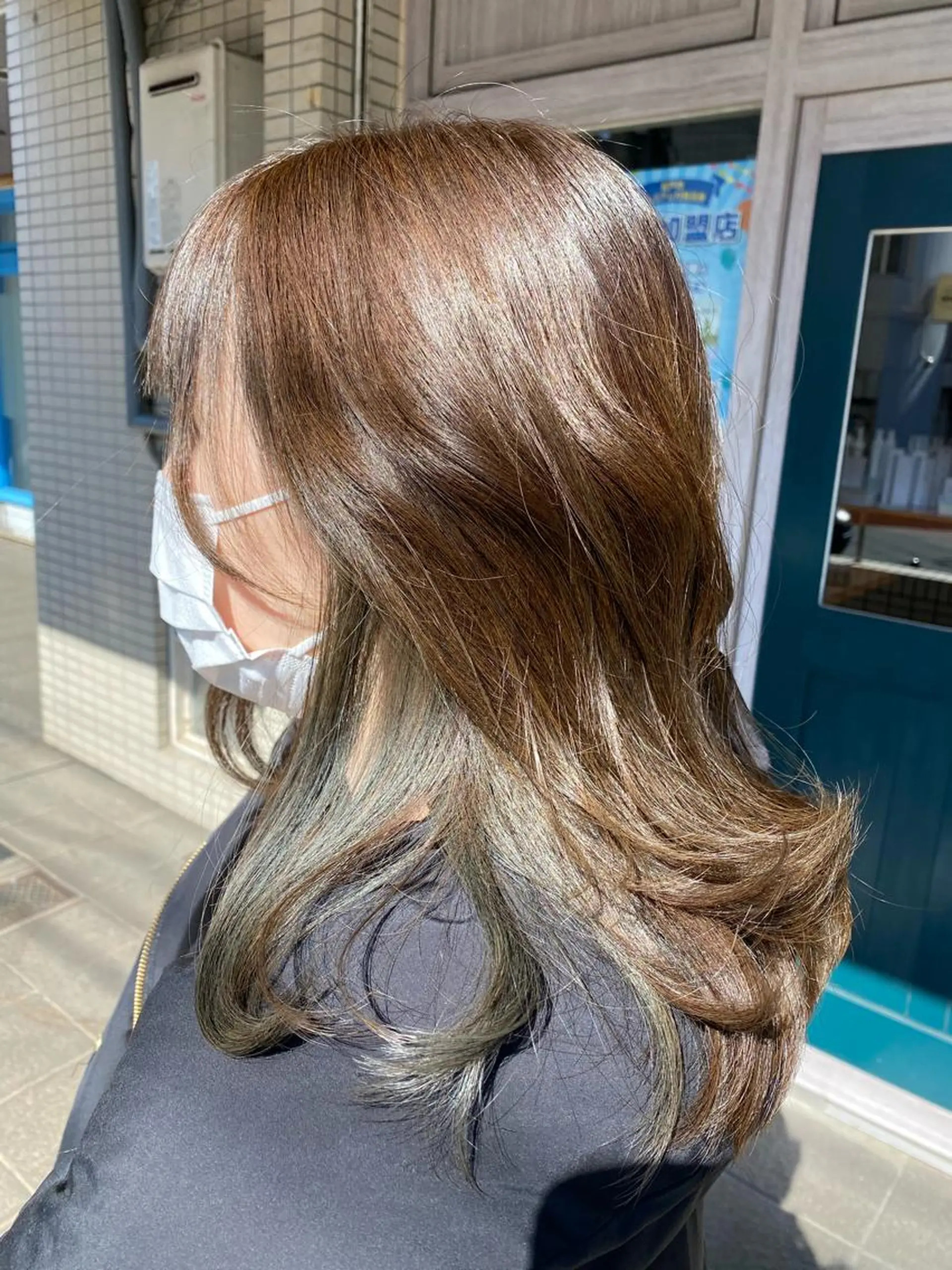セミロング カラー グレージュ インナーカラー オリーブグレージュ オリーブグレー カット ヘアカラー 野呂 隼人のヘアスタイル